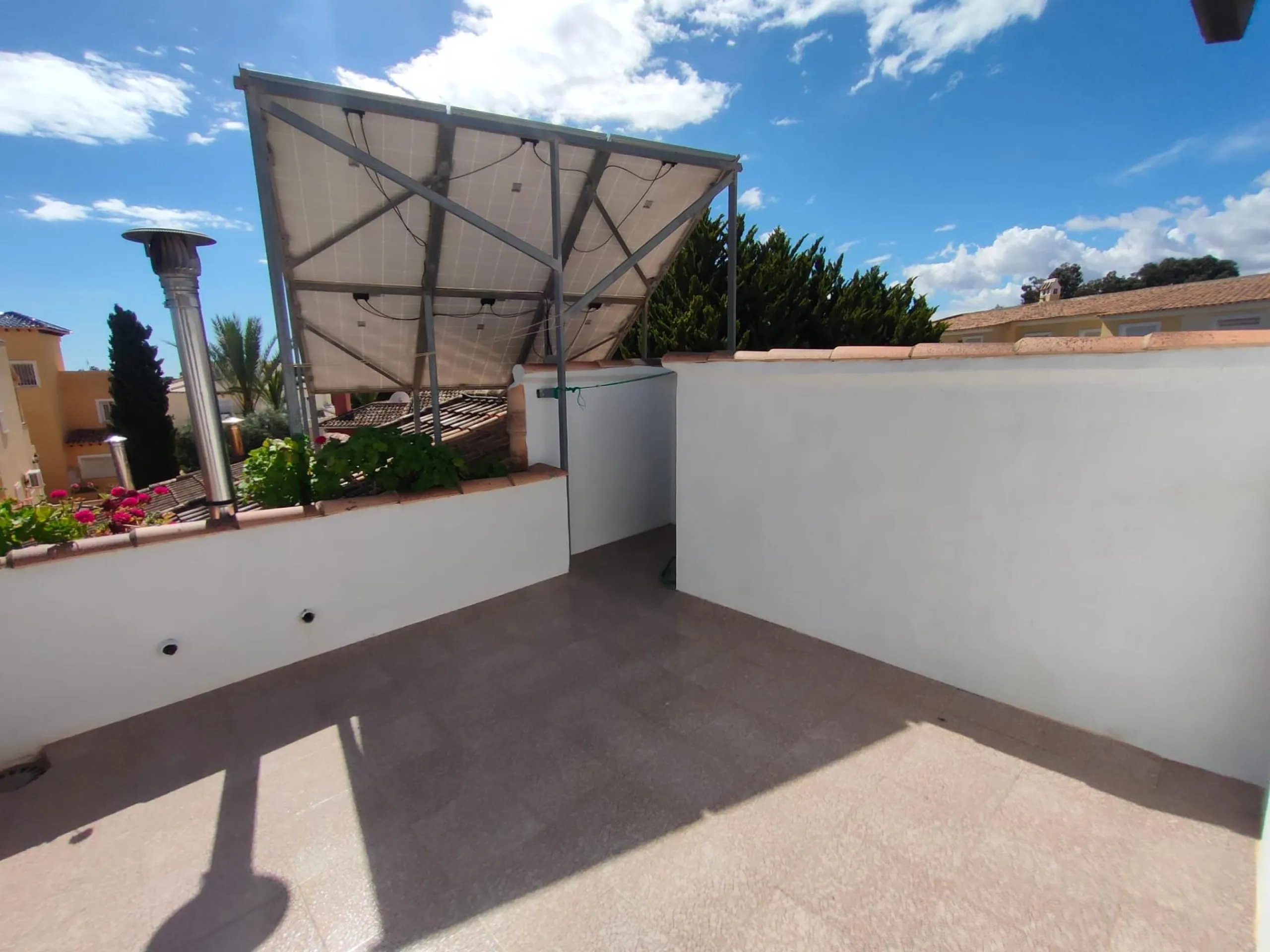 Stunning 5-Bedroom House with Pool in Orihuela Costa