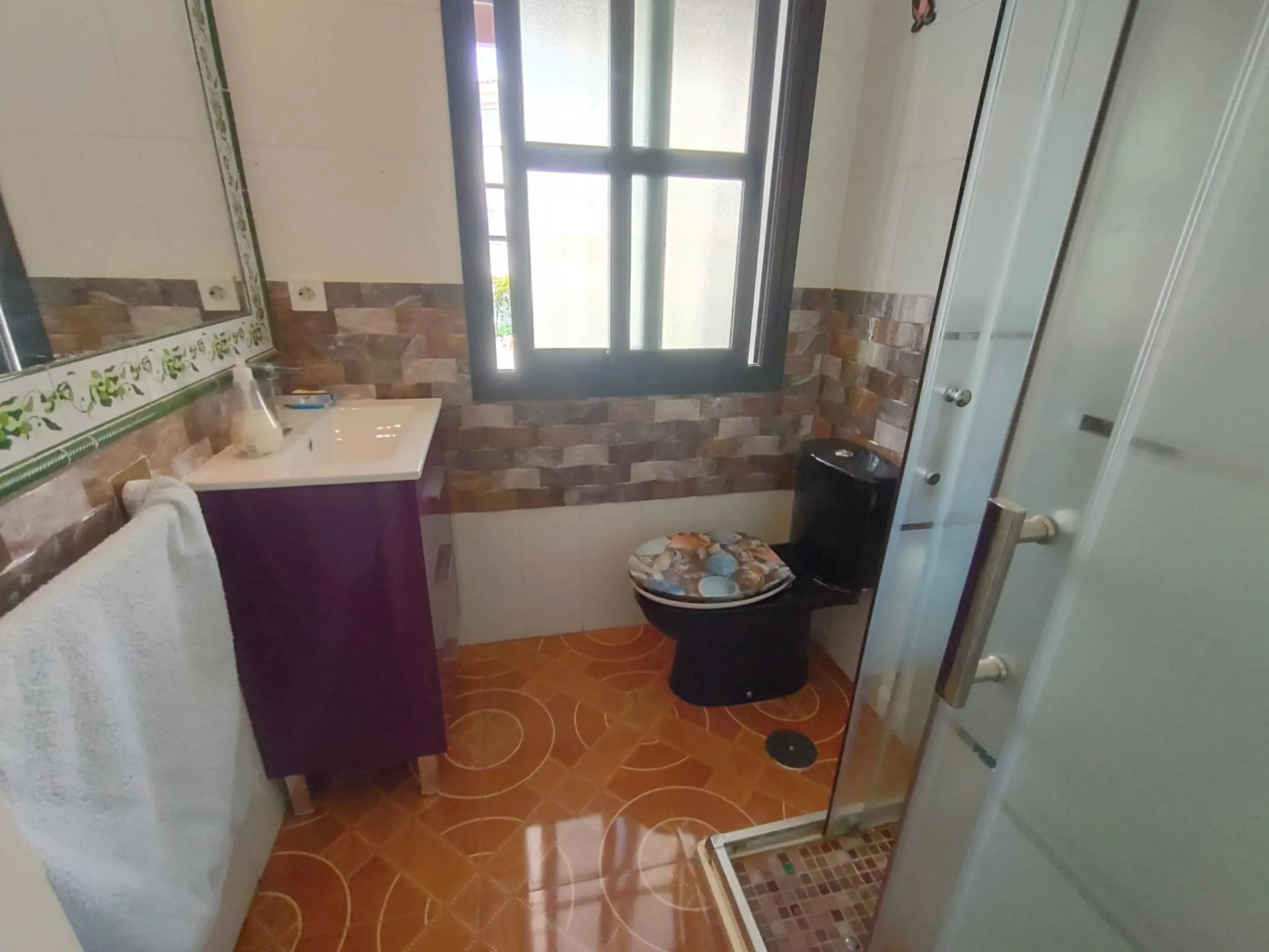 Stunning 5-Bedroom House with Pool in Orihuela Costa