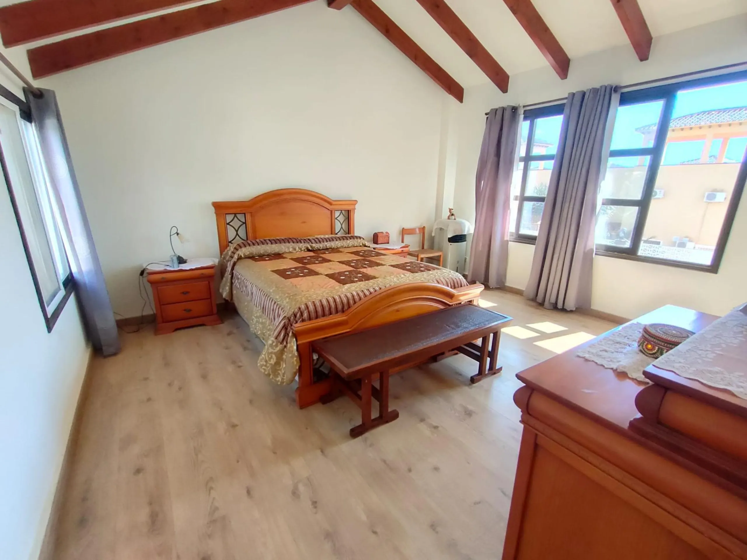 Stunning 5-Bedroom House with Pool in Orihuela Costa