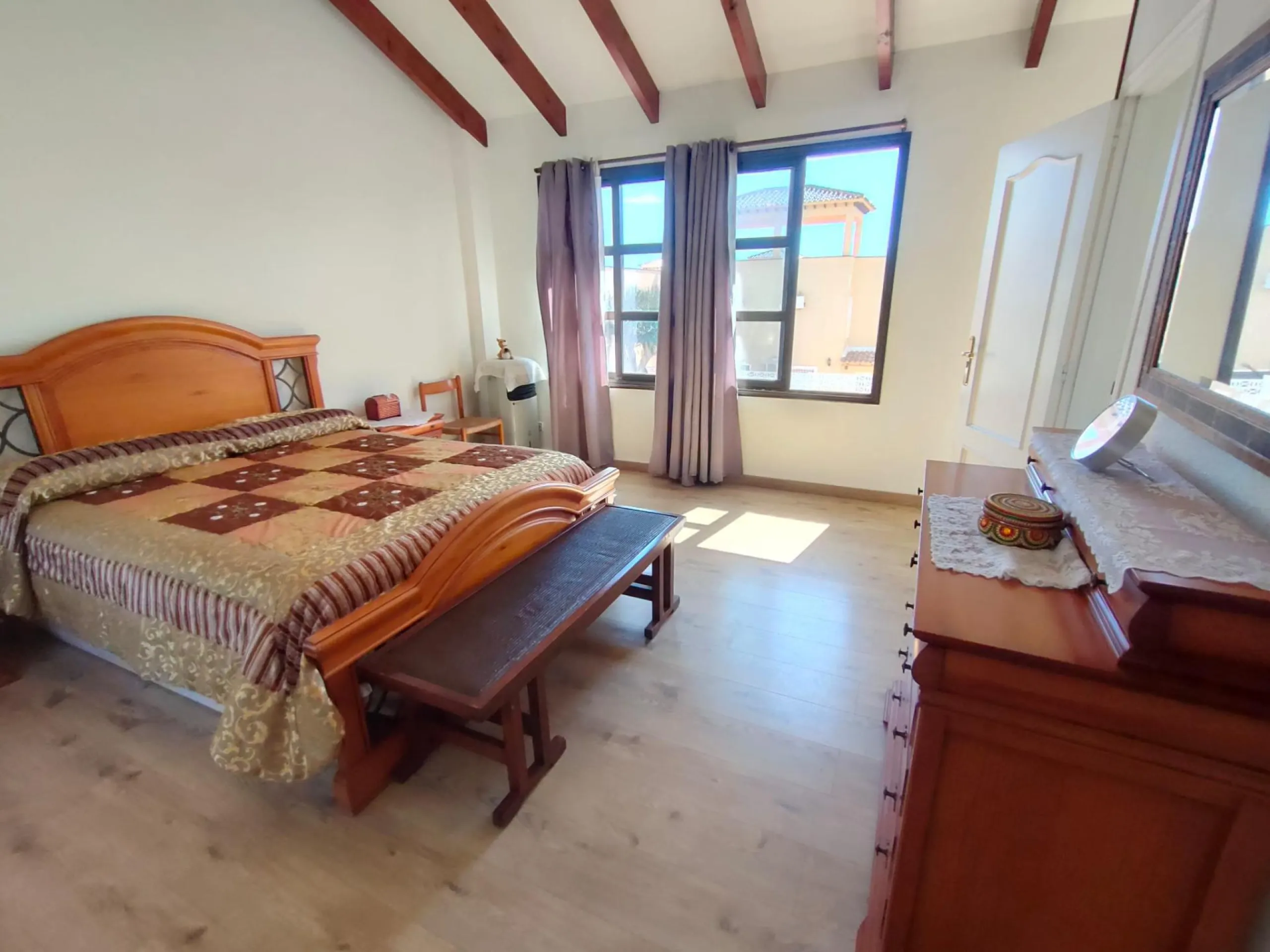 Stunning 5-Bedroom House with Pool in Orihuela Costa