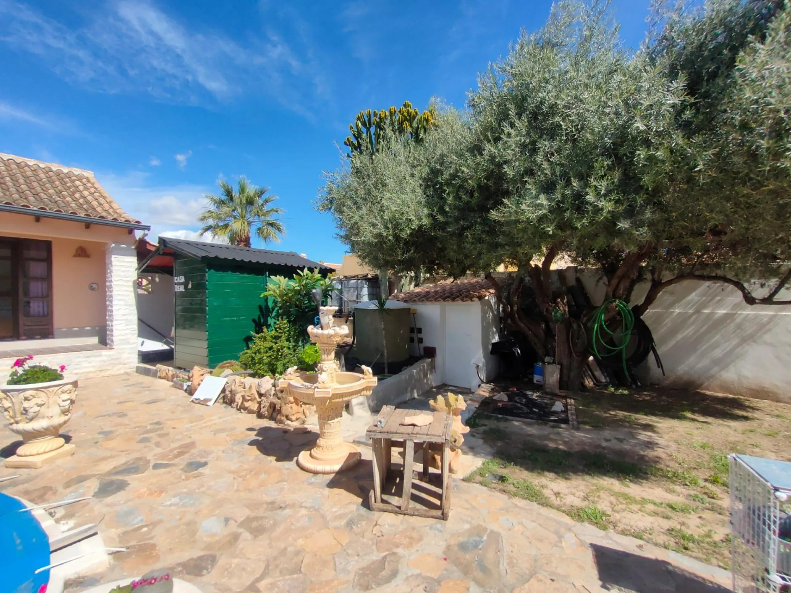 Stunning 5-Bedroom House with Pool in Orihuela Costa