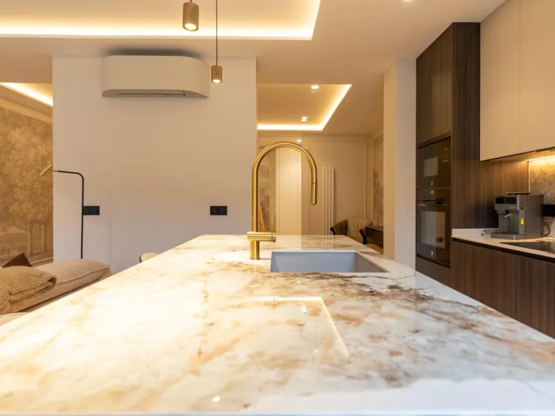 RENOVATED 3-BEDROOM APARTMENT IN UNIVERSIDAD – MALASAÑA | EXTERIOR, 5TH FLOOR