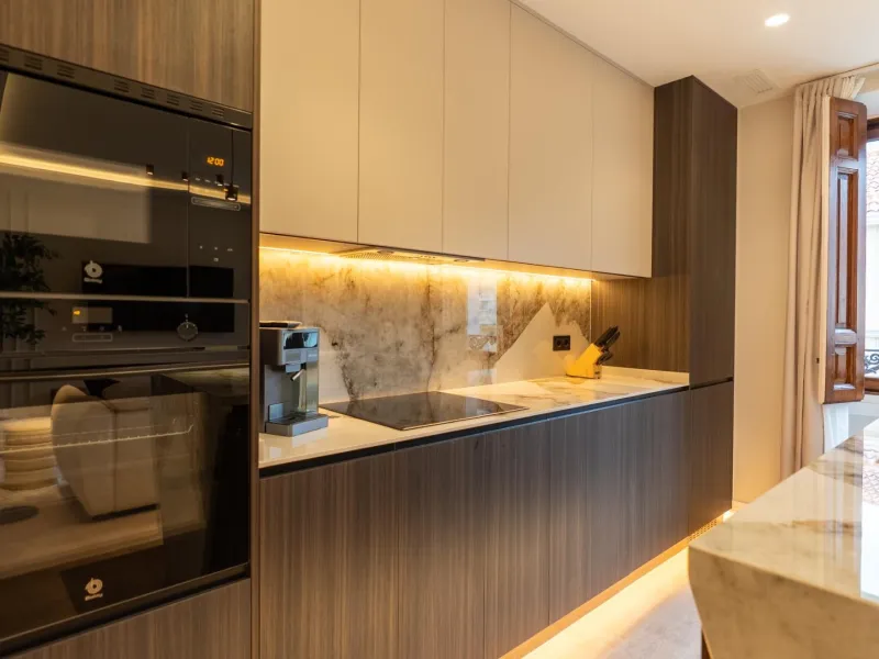 RENOVATED 3-BEDROOM APARTMENT IN UNIVERSIDAD – MALASAÑA | EXTERIOR, 5TH FLOOR