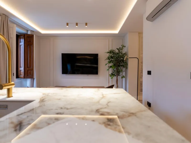 RENOVATED 3-BEDROOM APARTMENT IN UNIVERSIDAD – MALASAÑA | EXTERIOR, 5TH FLOOR