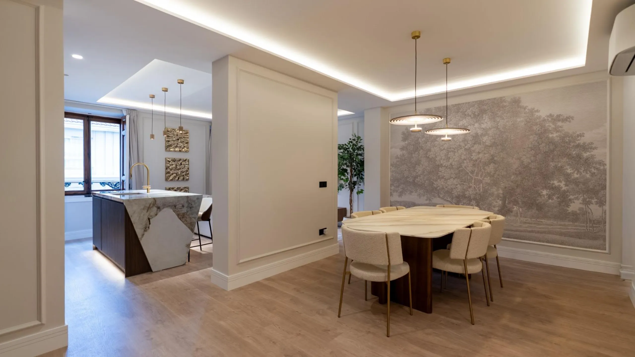 RENOVATED 3-BEDROOM APARTMENT IN UNIVERSIDAD – MALASAÑA | EXTERIOR, 5TH FLOOR