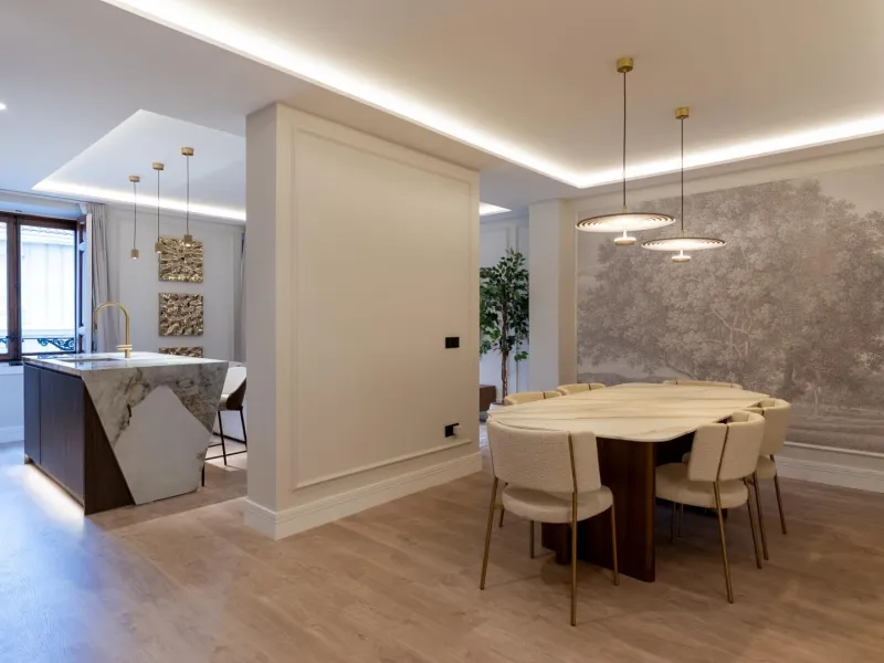 RENOVATED 3-BEDROOM APARTMENT IN UNIVERSIDAD – MALASAÑA | EXTERIOR, 5TH FLOOR