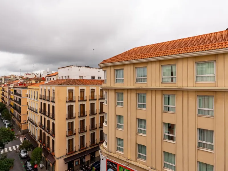 RENOVATED 3-BEDROOM APARTMENT IN UNIVERSIDAD – MALASAÑA | EXTERIOR, 5TH FLOOR