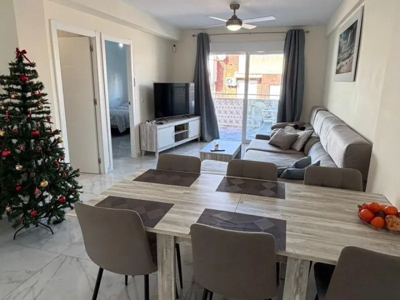 Stunning North-Facing Apartment in Torrevieja - Just 150m from the Sea