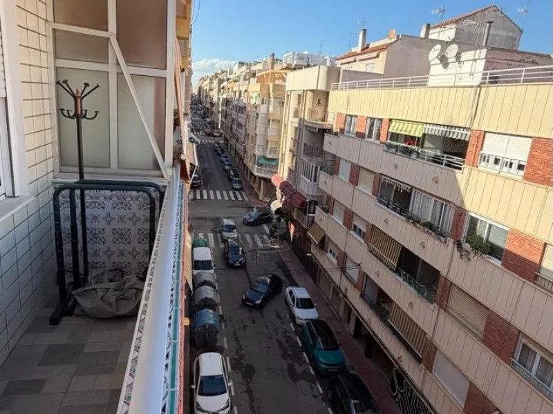 Stunning North-Facing Apartment in Torrevieja - Just 150m from the Sea