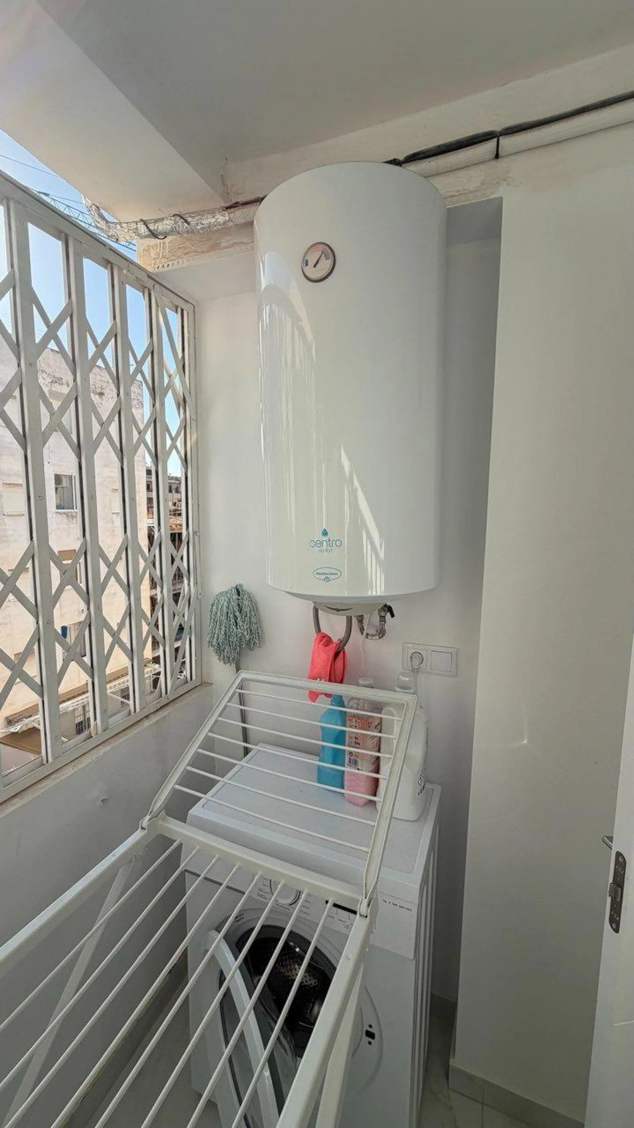 Stunning North-Facing Apartment in Torrevieja - Just 150m from the Sea