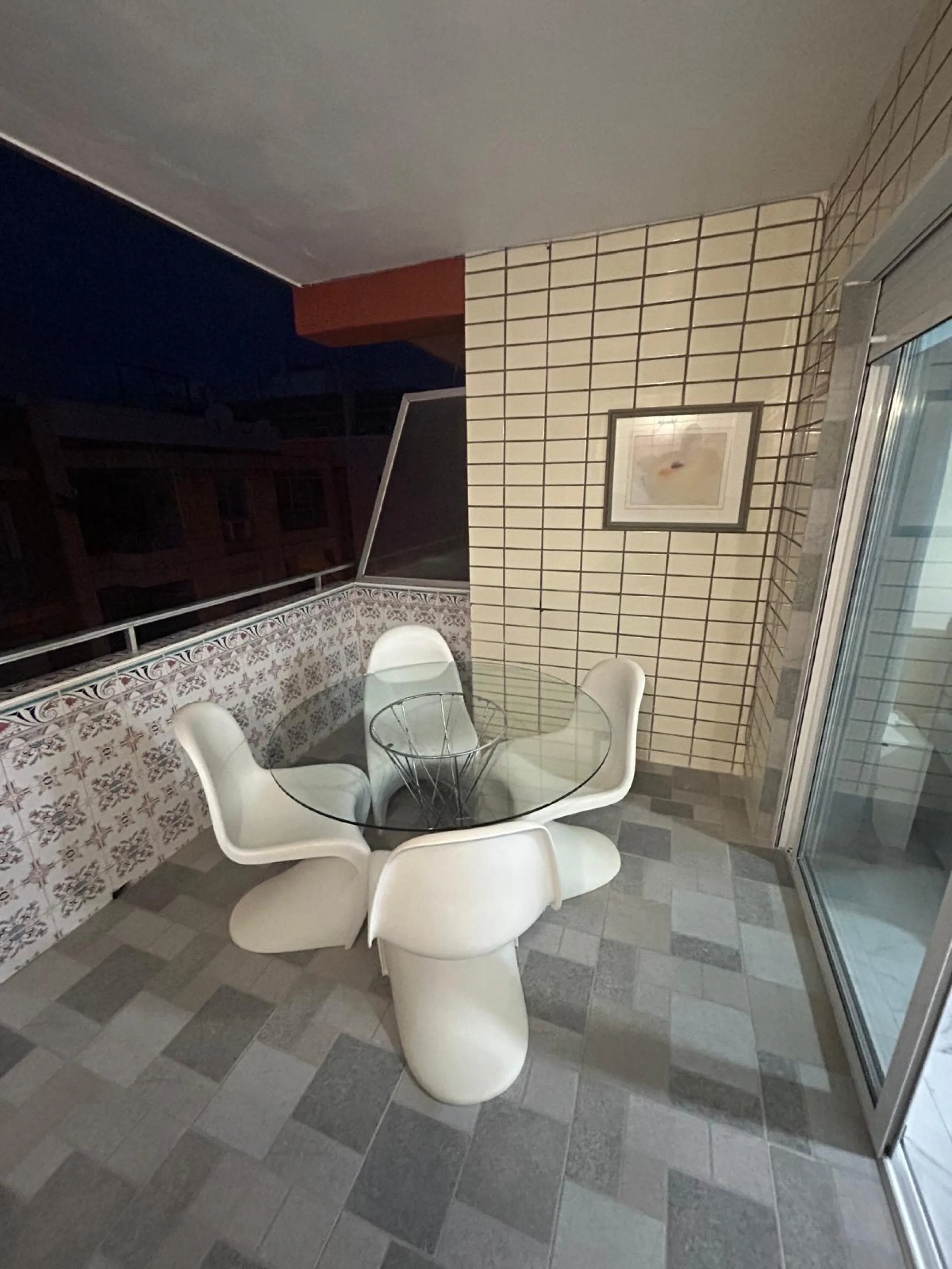 Stunning North-Facing Apartment in Torrevieja - Just 150m from the Sea