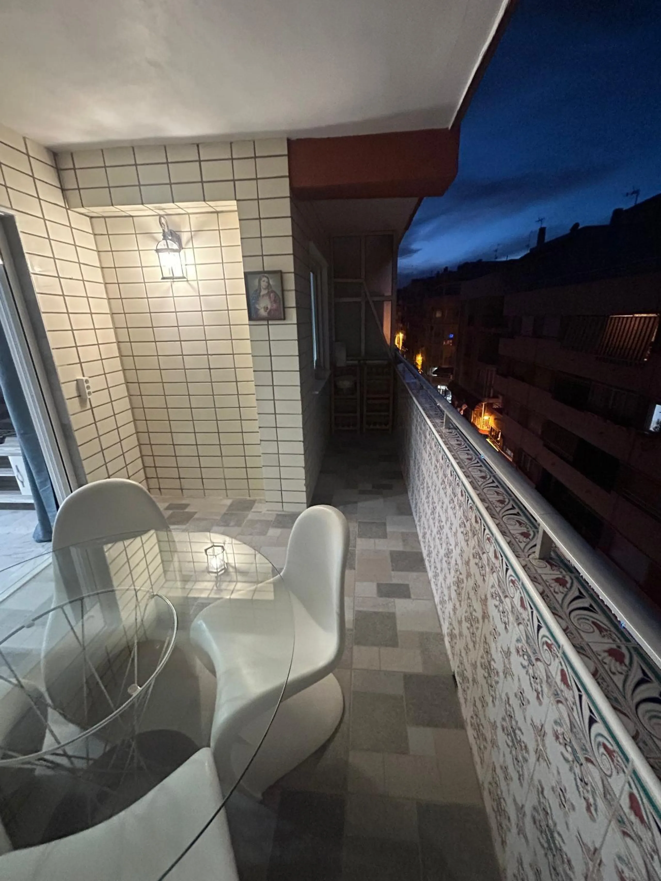 Stunning North-Facing Apartment in Torrevieja - Just 150m from the Sea
