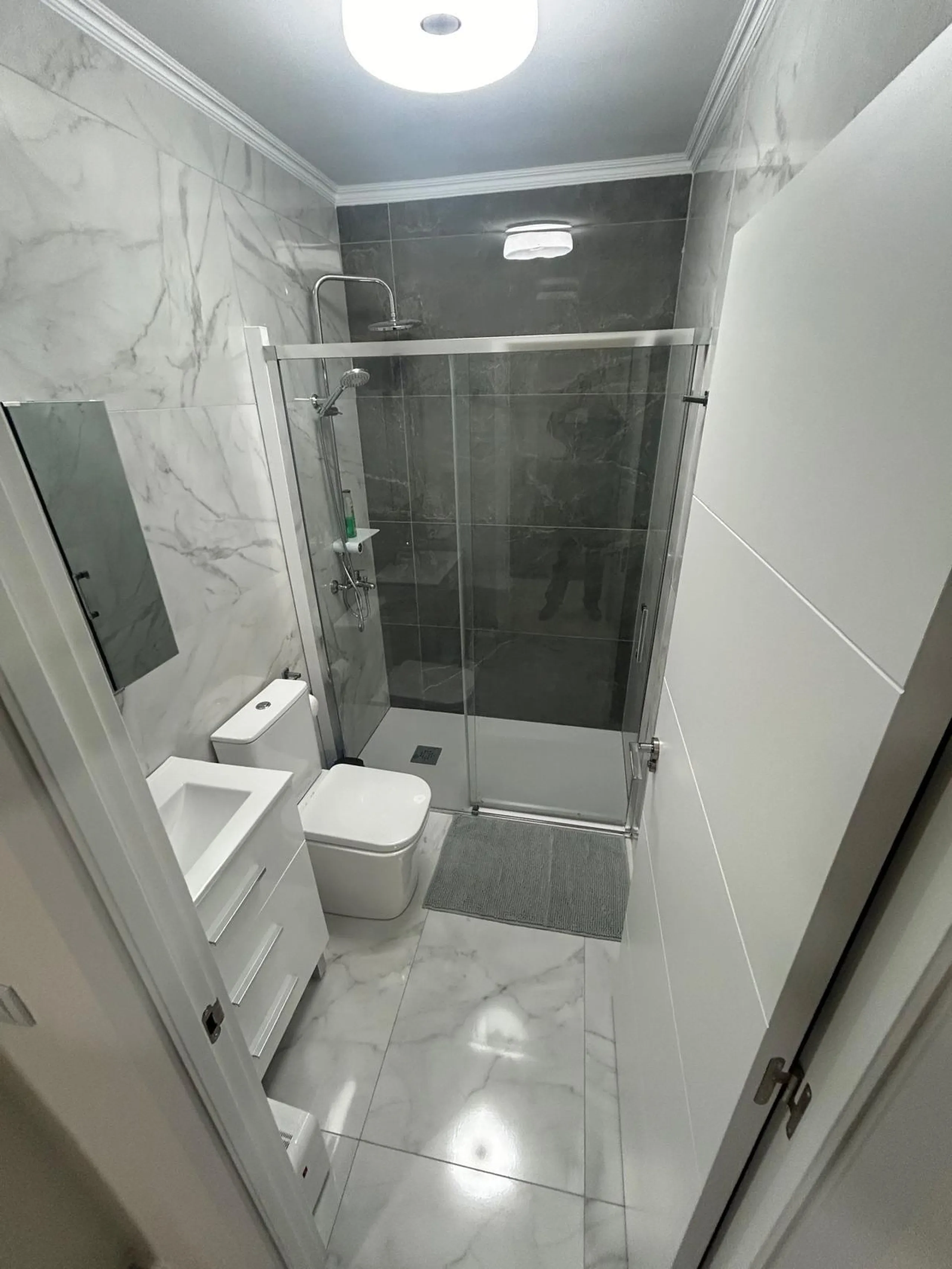 Stunning North-Facing Apartment in Torrevieja - Just 150m from the Sea