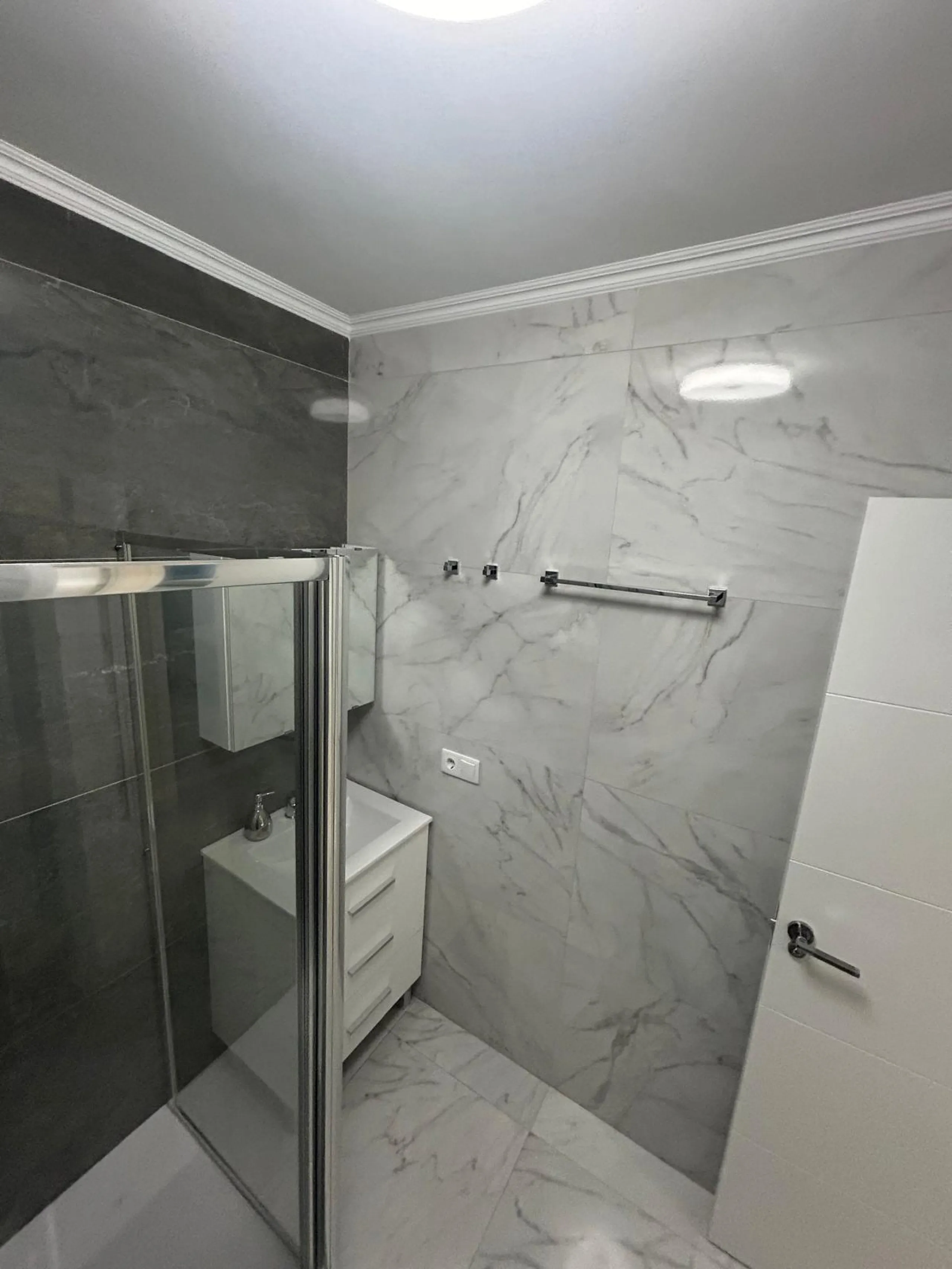 Stunning North-Facing Apartment in Torrevieja - Just 150m from the Sea