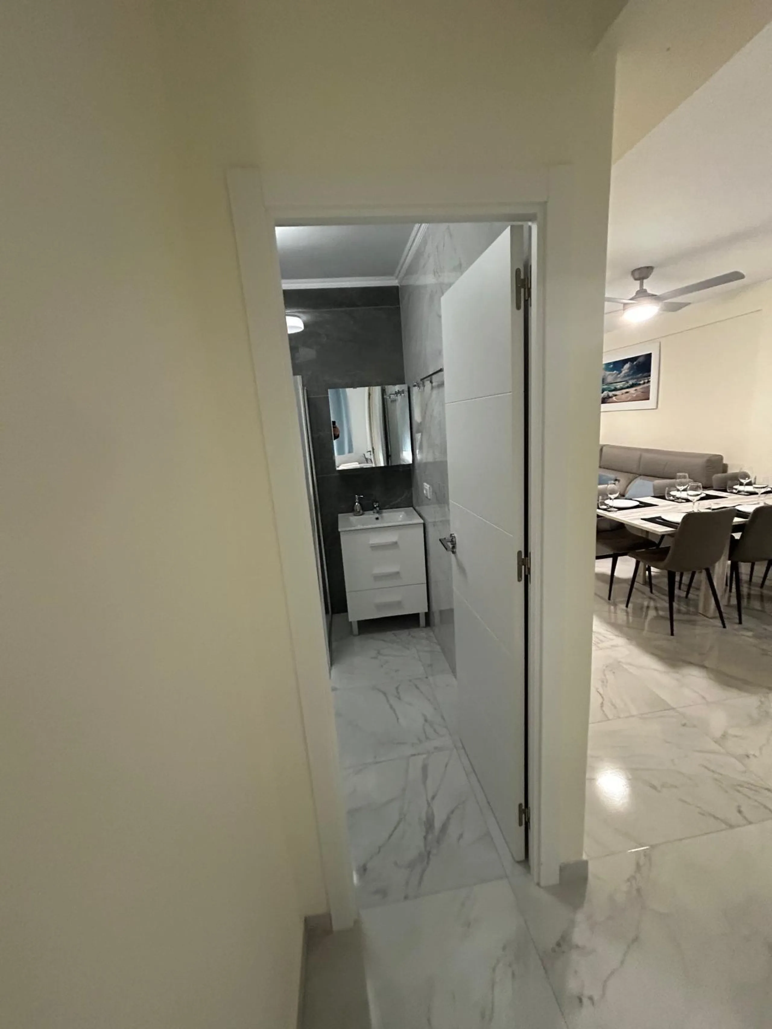 Stunning North-Facing Apartment in Torrevieja - Just 150m from the Sea