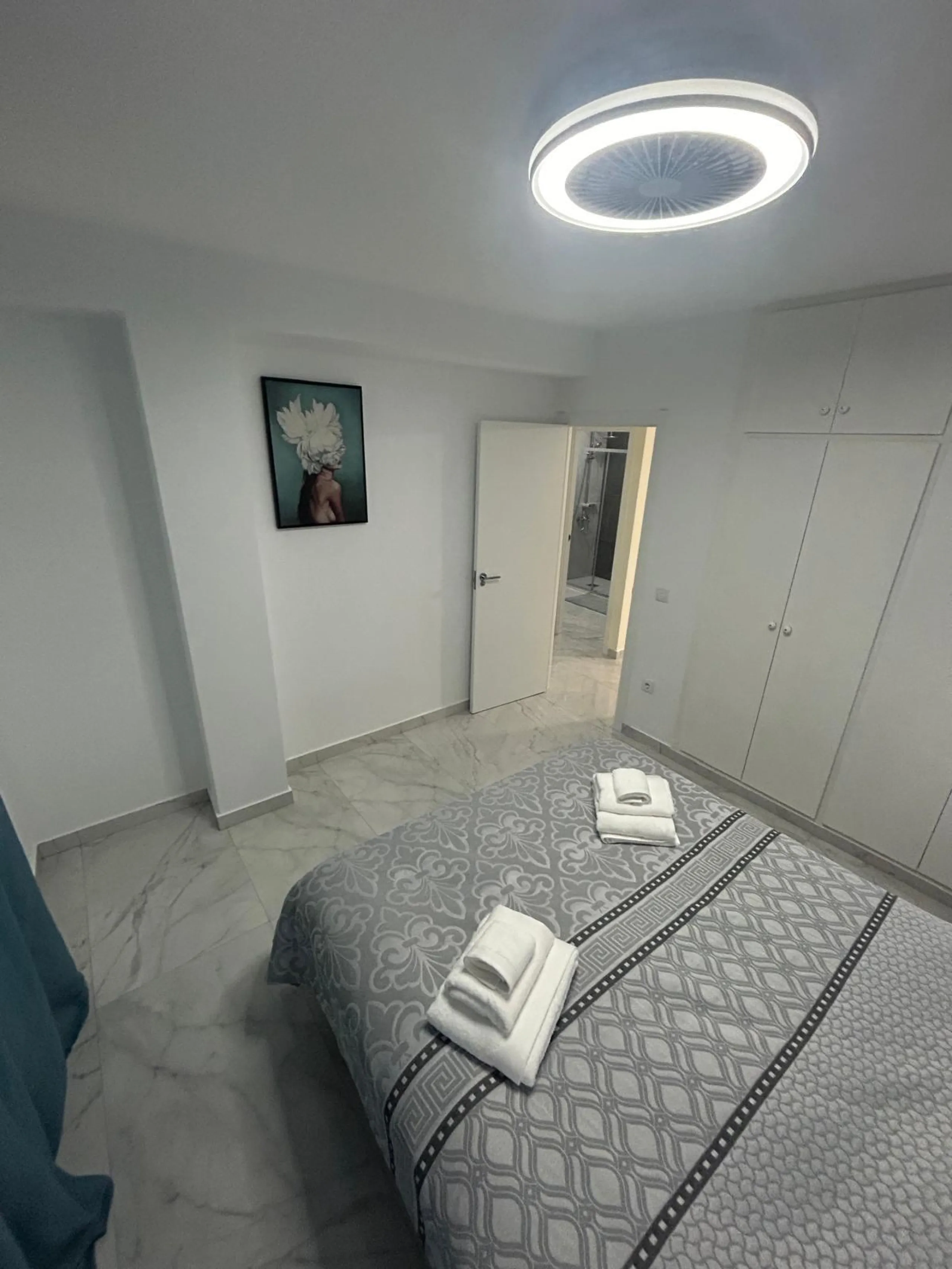 Stunning North-Facing Apartment in Torrevieja - Just 150m from the Sea