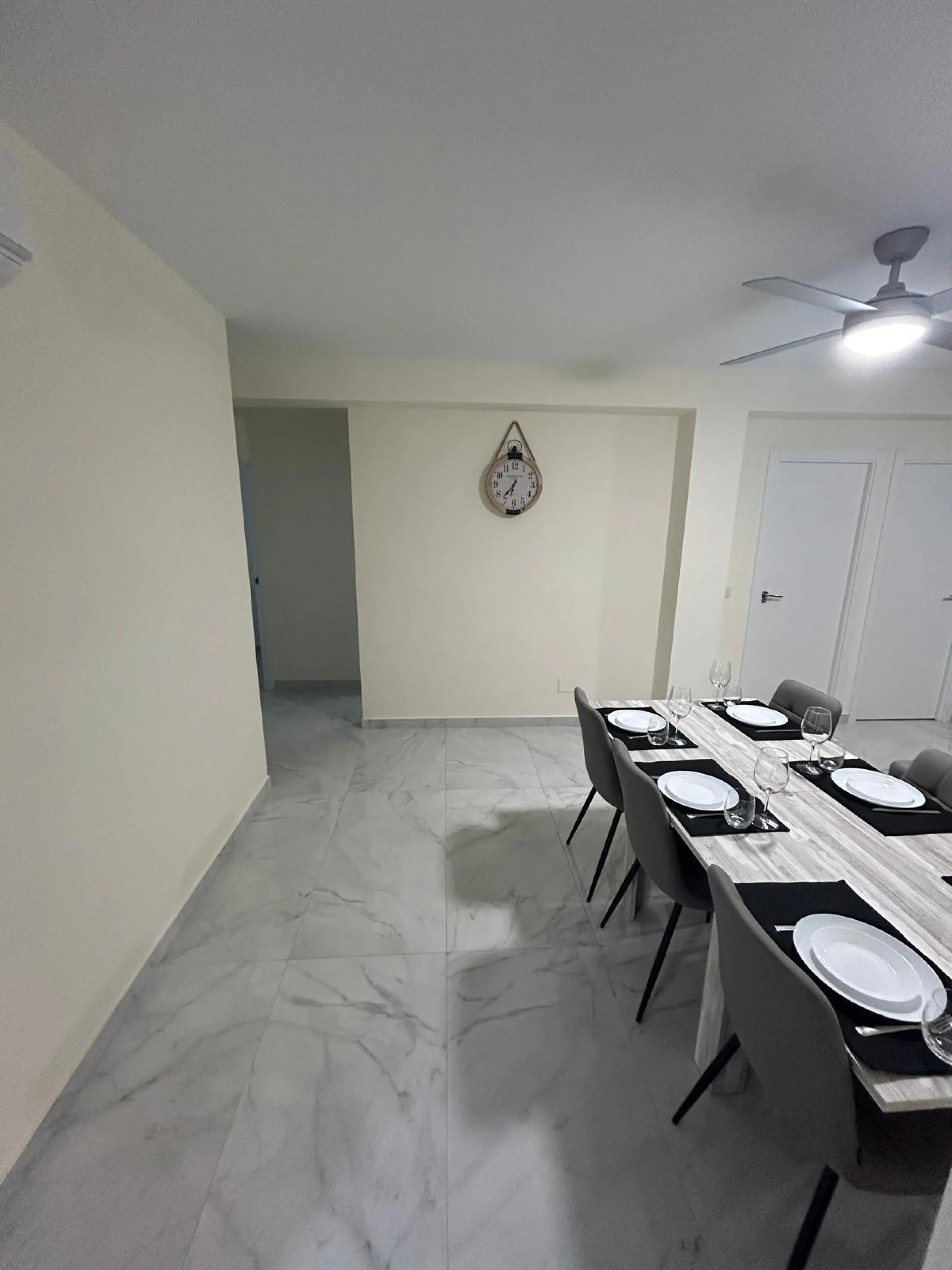 Stunning North-Facing Apartment in Torrevieja - Just 150m from the Sea
