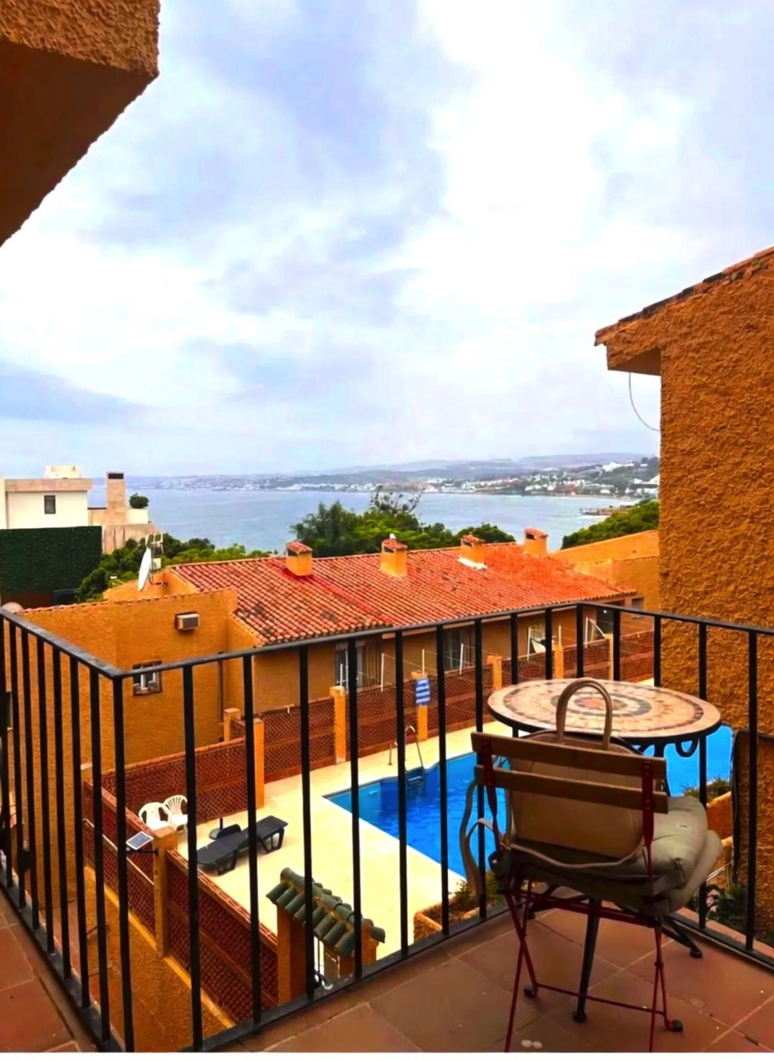 Apartment mit einem Schlafzimmer und Meerblick mit Touristenlizenz – Puerto de Estepona