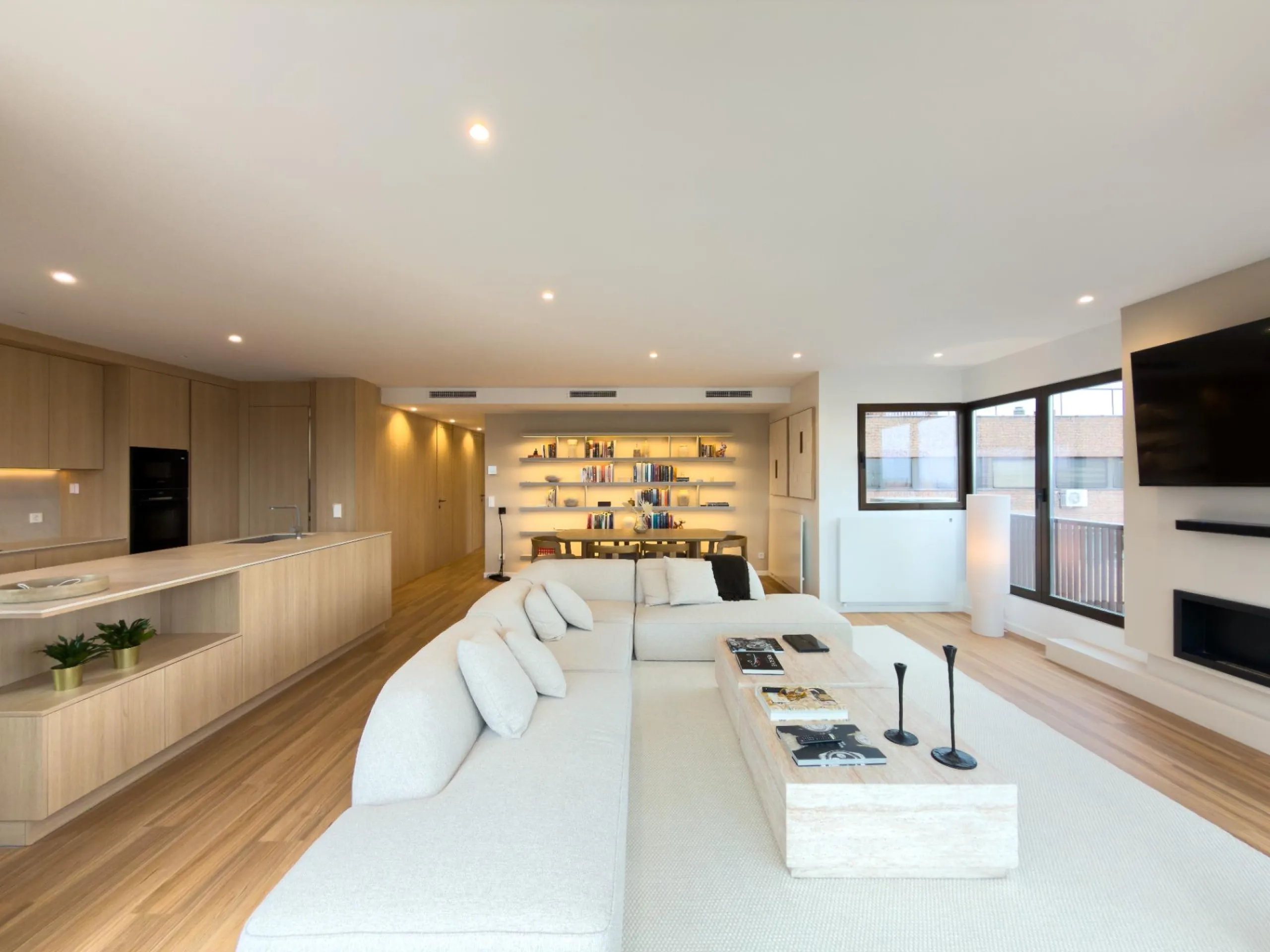 Exclusive Brand-New Designer Apartment with Terraces in Arturo Soria