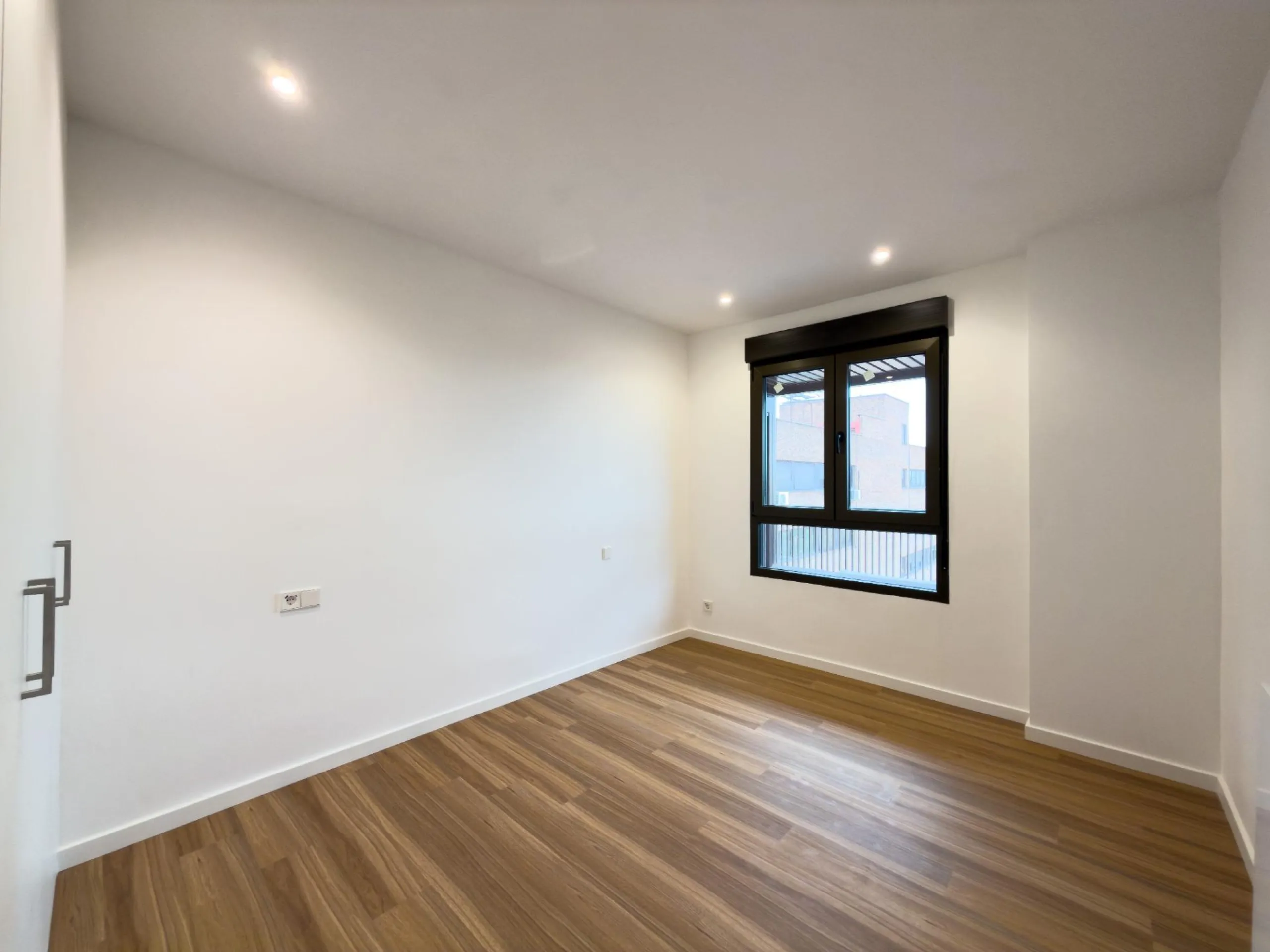 Exclusive Brand-New Designer Apartment with Terraces in Arturo Soria
