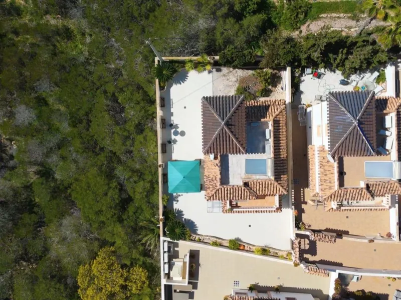 Two story detached villa in Torreblanca only 600 m to the sea