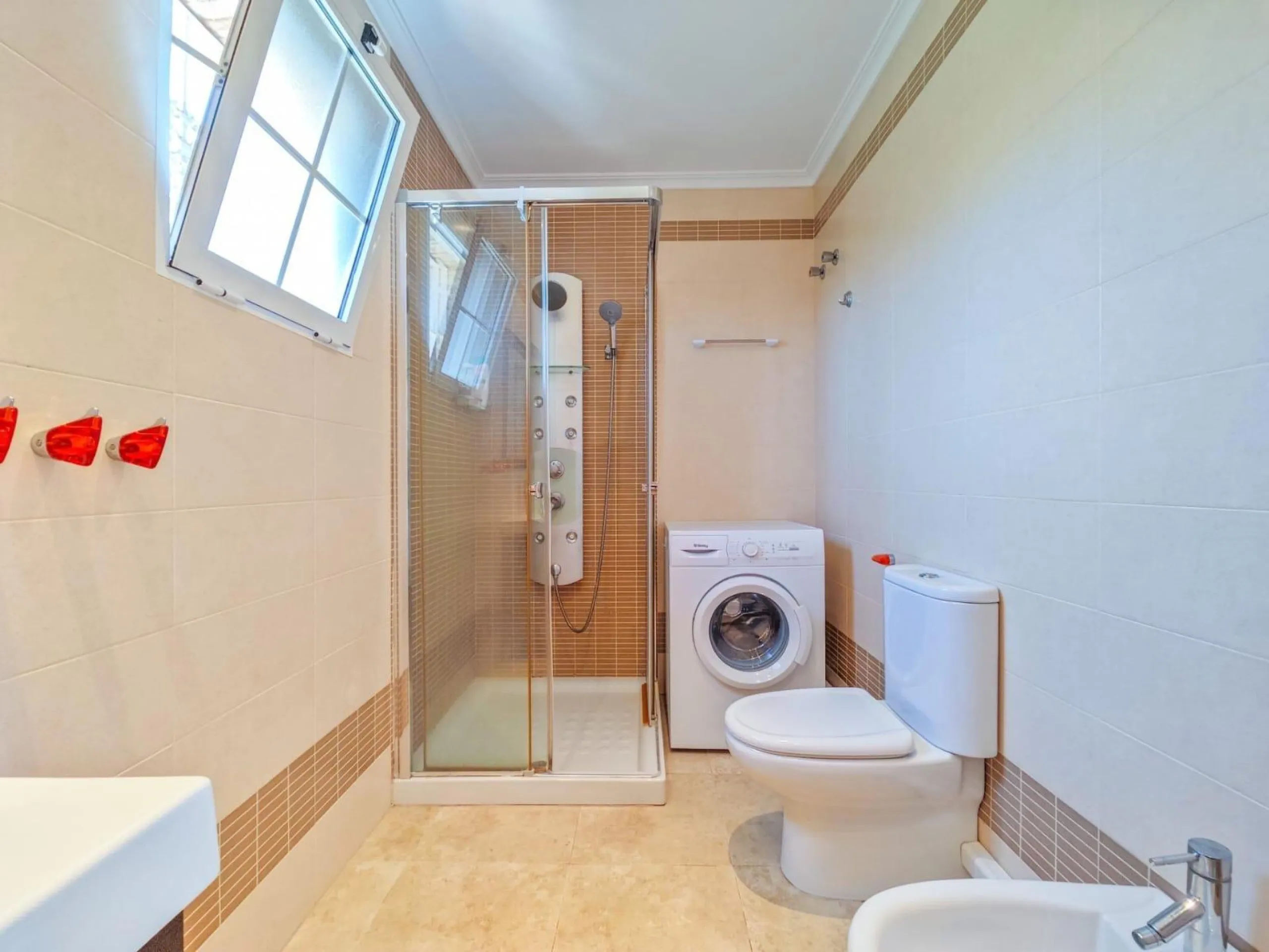 Two story detached villa in Torreblanca only 600 m to the sea