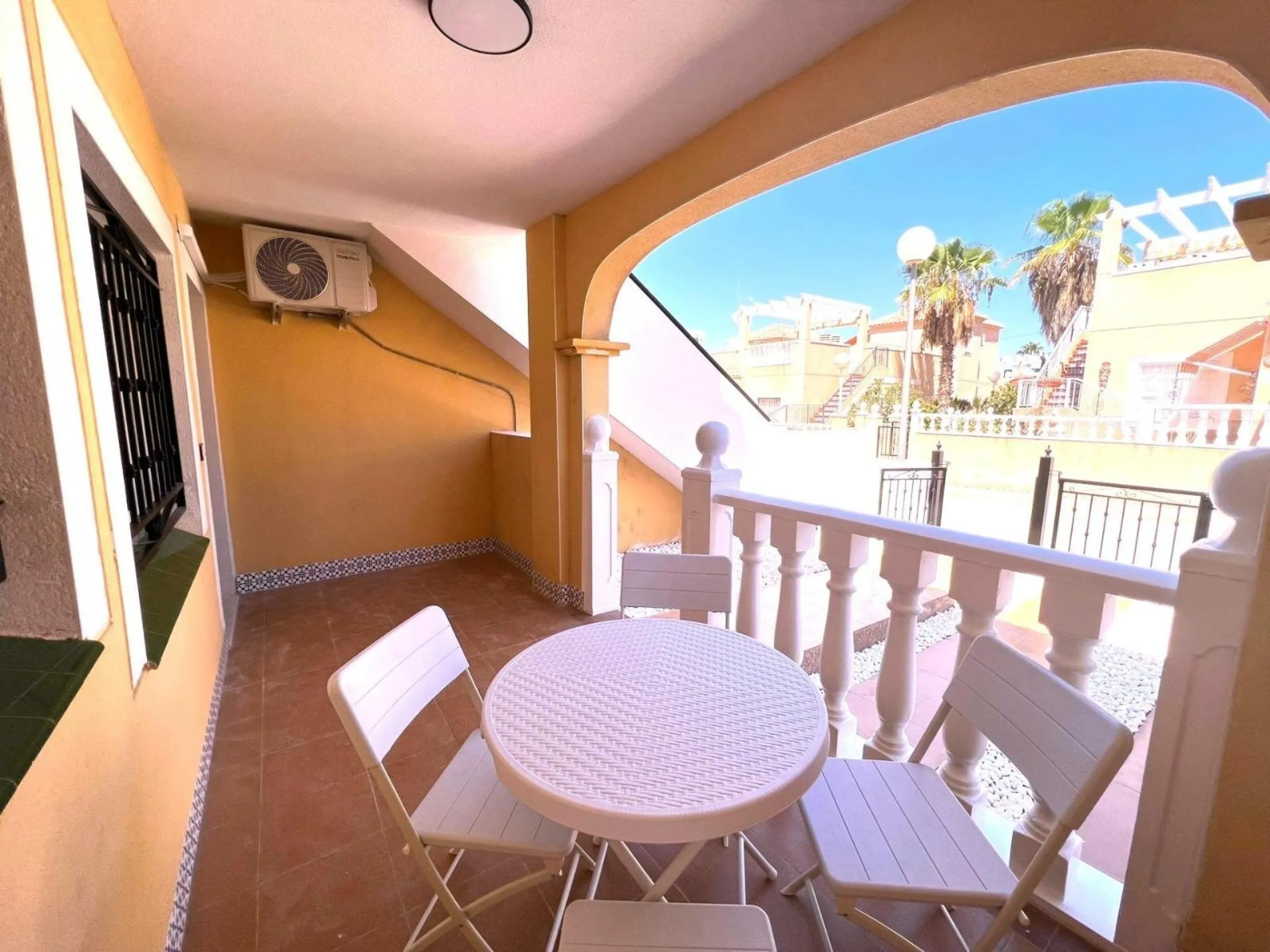 Cozy Semi-Renovated Bungalow in Los Balcones, Torrevieja
