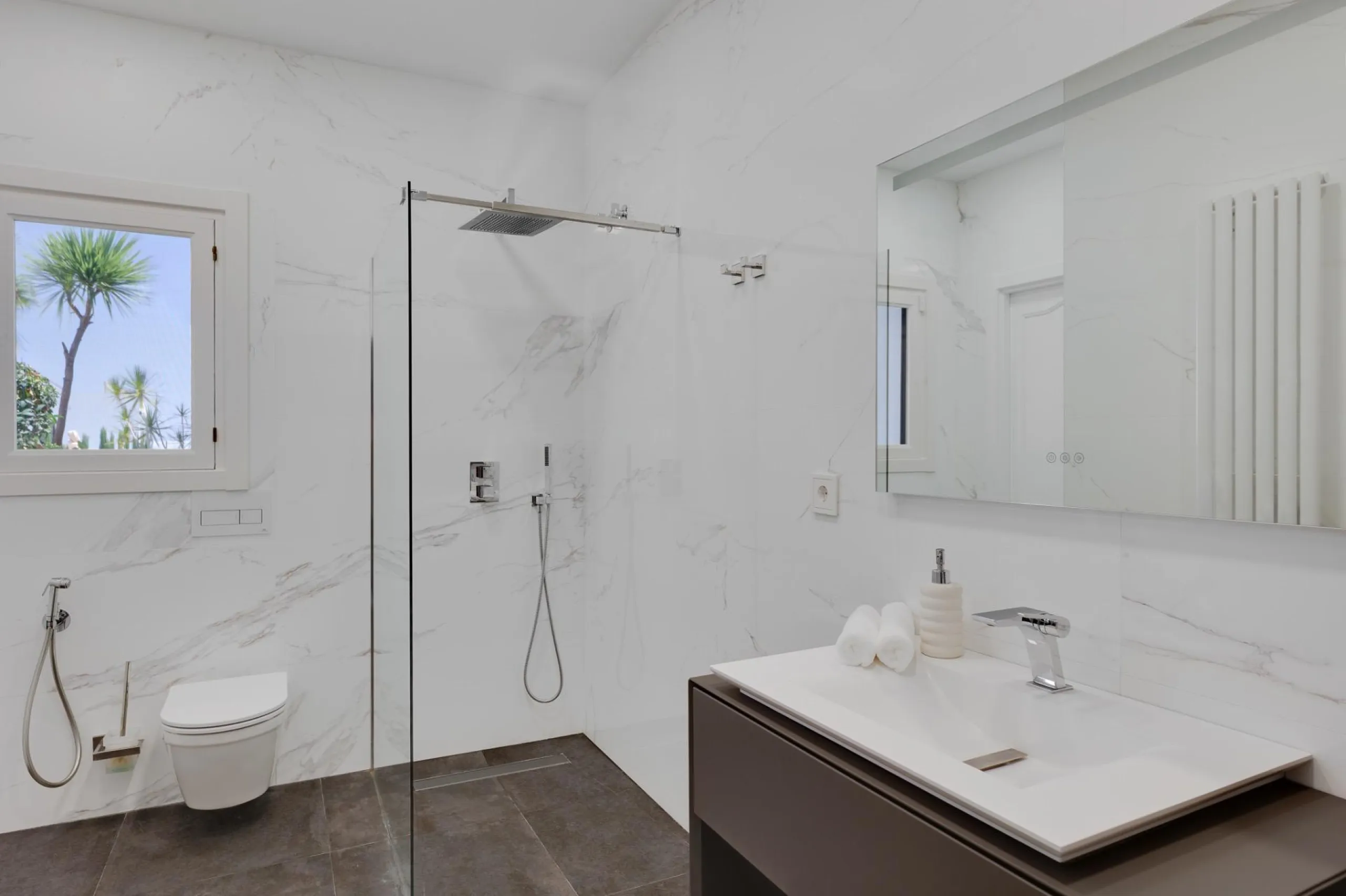 Residencia exclusiva con vistas panorámicas al Peñón de Ifach — Calpe