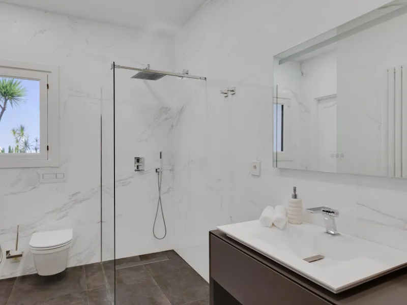 Residencia exclusiva con vistas panorámicas al Peñón de Ifach — Calpe