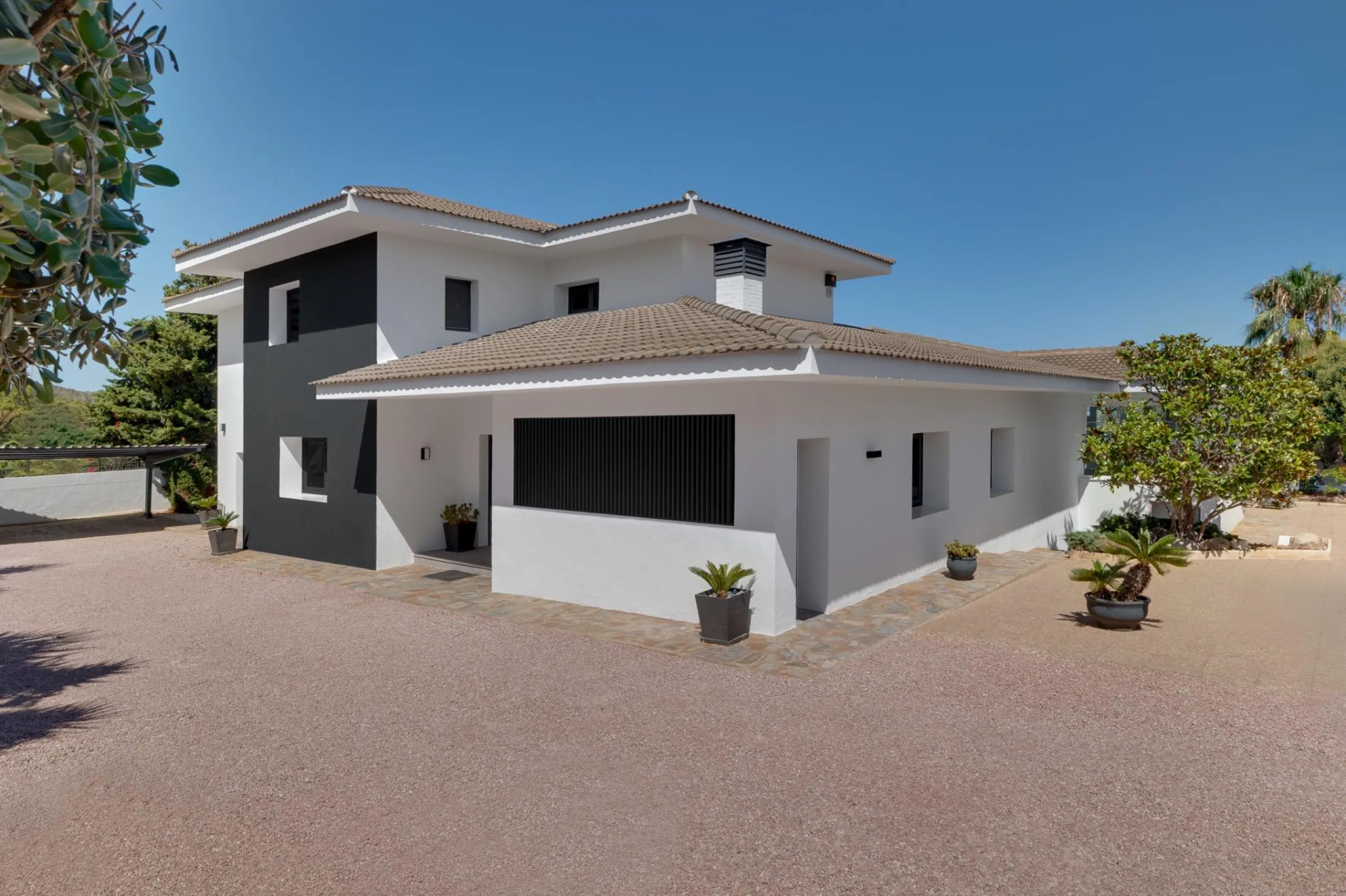 Residencia exclusiva con vistas panorámicas al Peñón de Ifach — Calpe