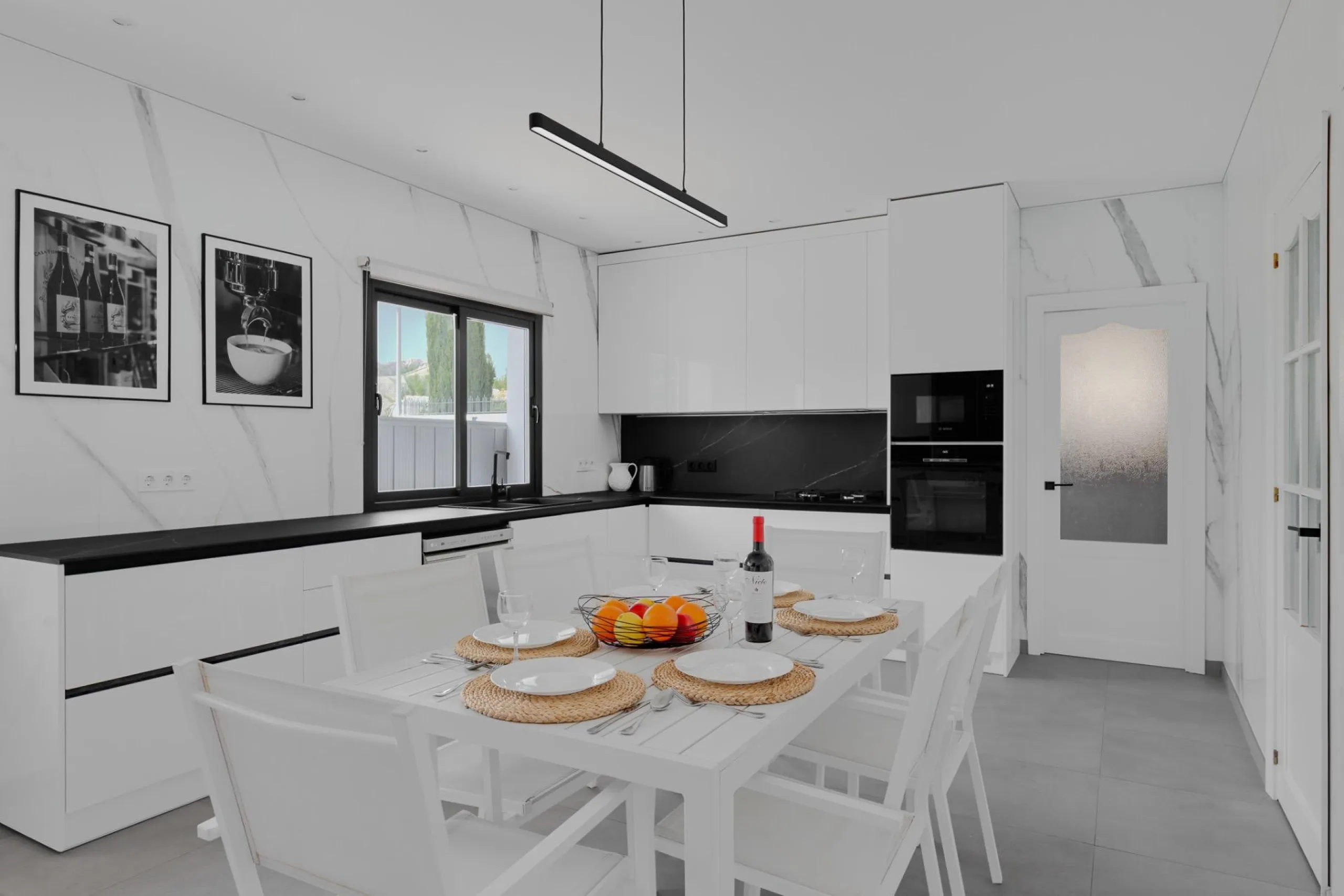 Residencia exclusiva con vistas panorámicas al Peñón de Ifach — Calpe