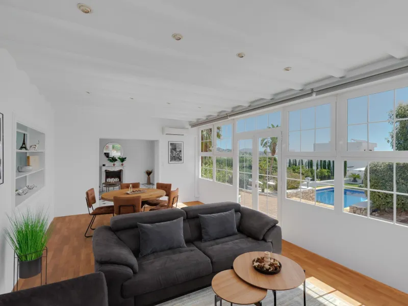 Residencia exclusiva con vistas panorámicas al Peñón de Ifach — Calpe