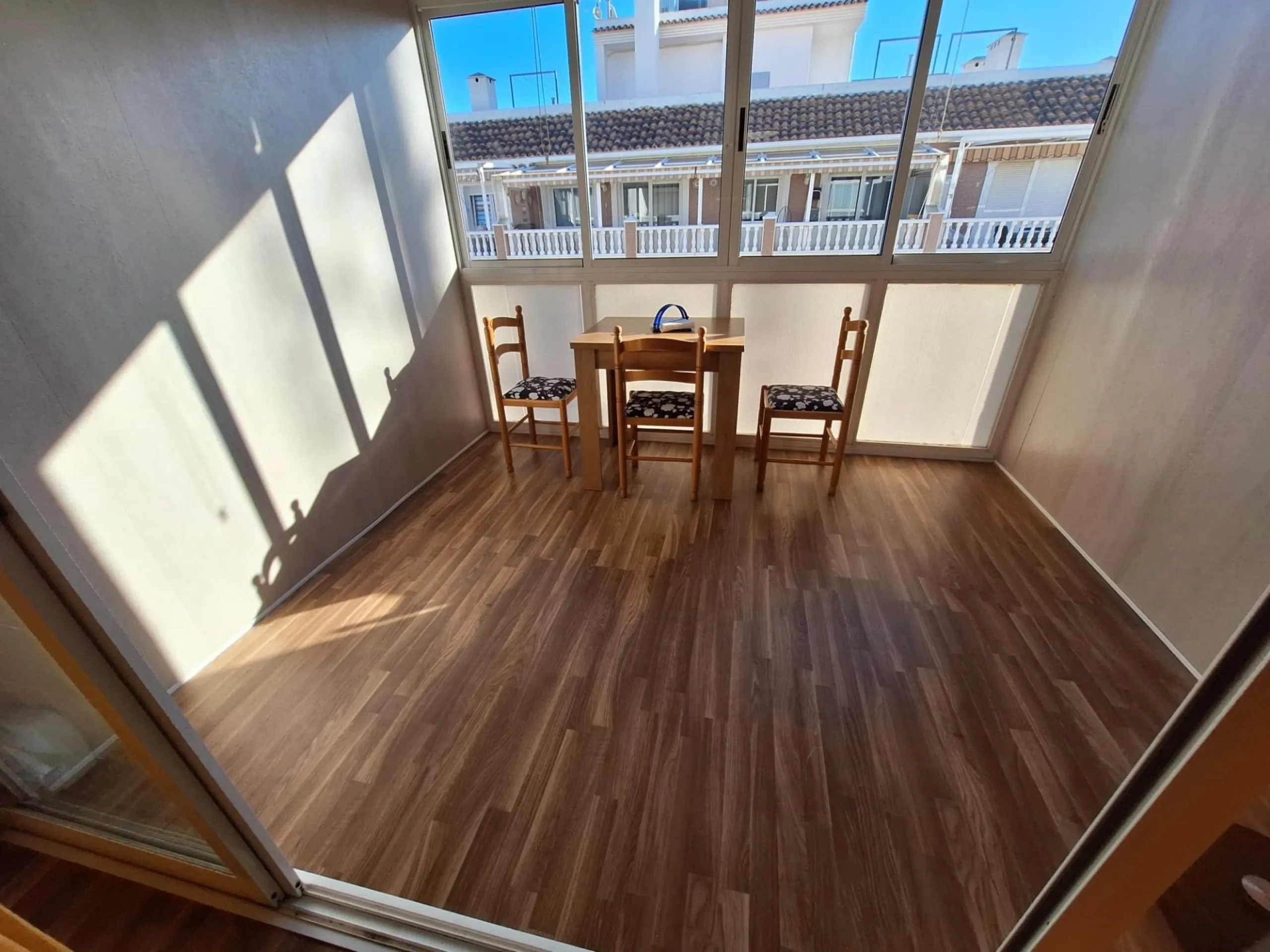 Espectacular Ático Dúplex Reformado en el Corazón de Torrevieja