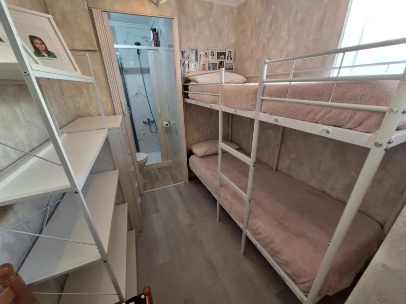 Espectacular Ático Dúplex Reformado en el Corazón de Torrevieja