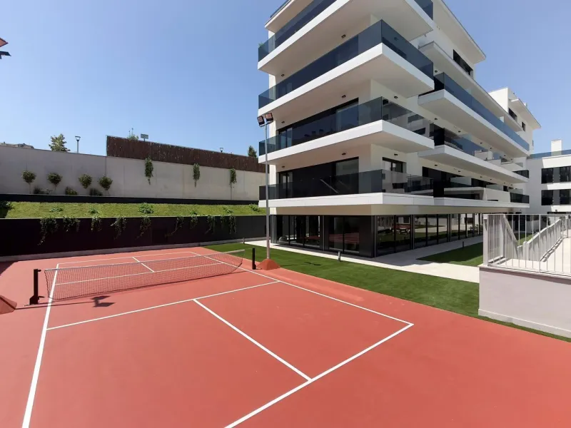 New-build homes with terraces, pool and communal areas in Sant Boi de Llobregat, Barcelona