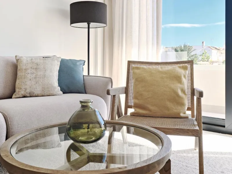 ¡Descubre tu paraíso en La Veleta, Torrevieja! 🌊🏡