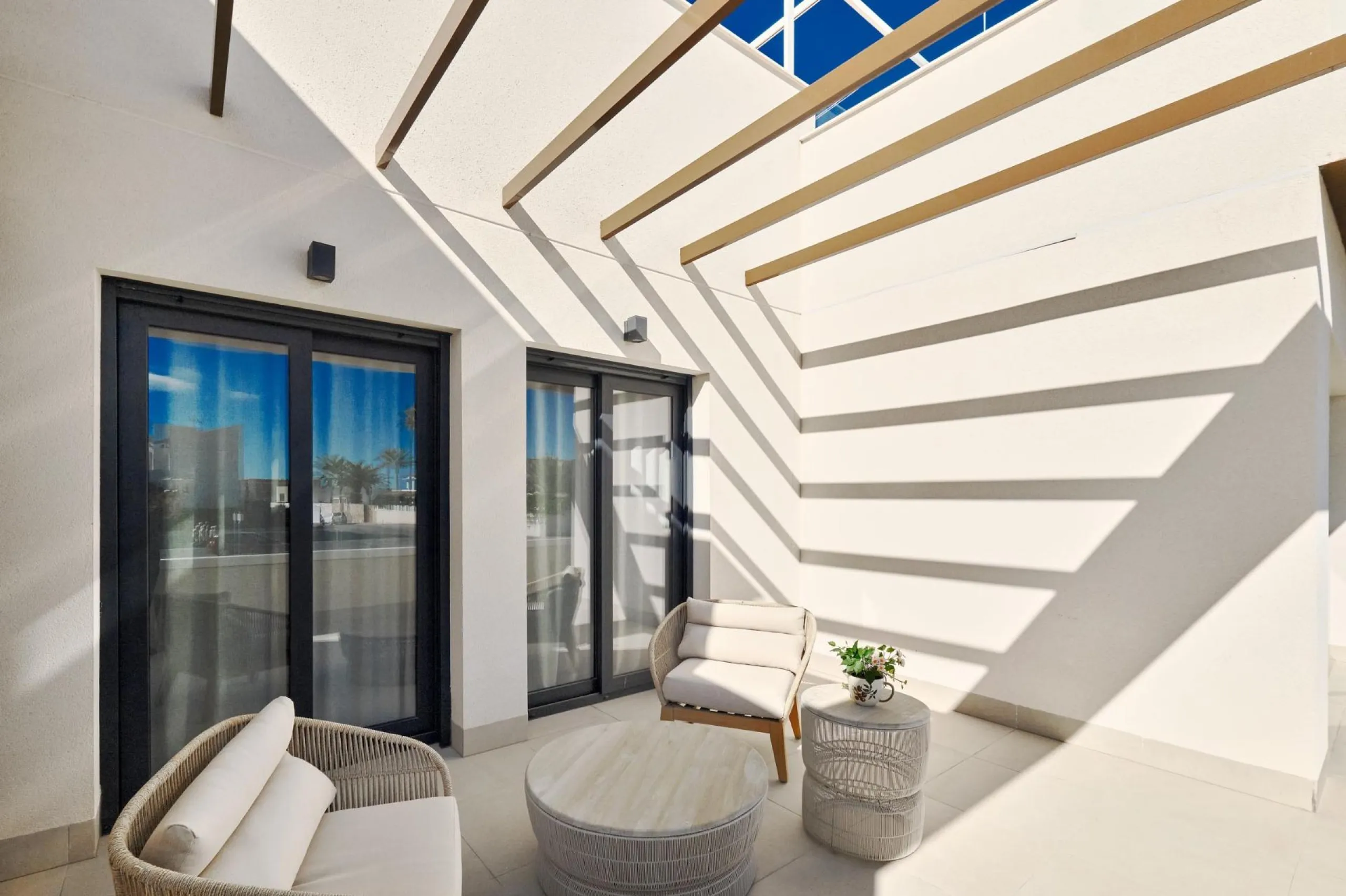 ¡Descubre tu paraíso en La Veleta, Torrevieja! 🌊🏡