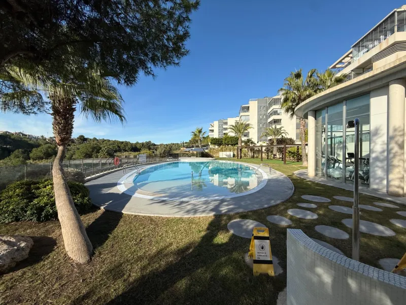 Resale opportunity with 3 bedrooms and 2 bathrooms