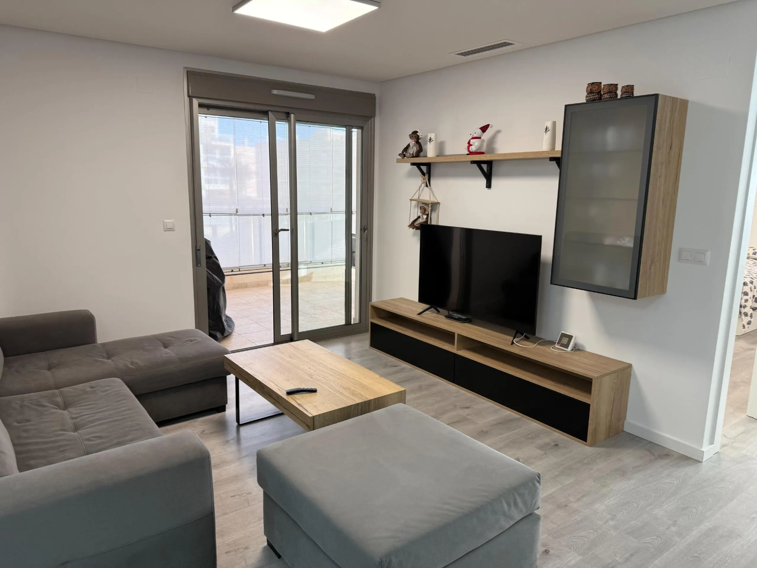 Resale opportunity with 3 bedrooms and 2 bathrooms