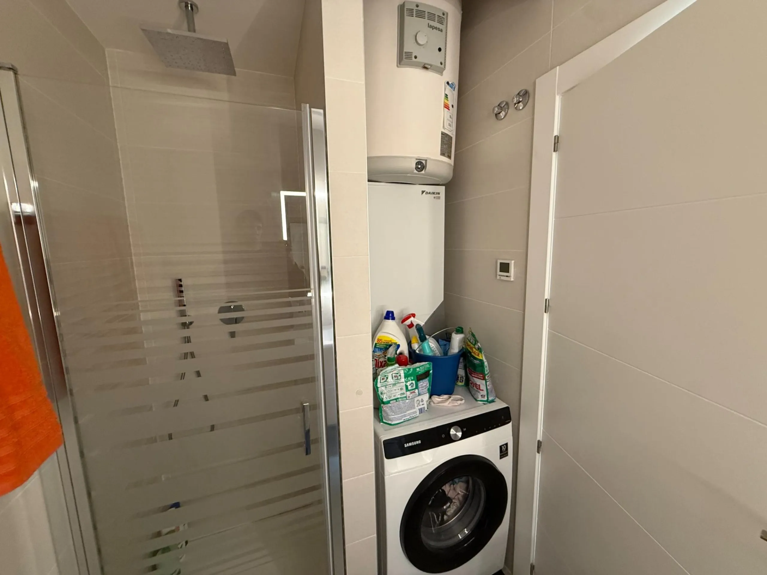 Resale opportunity with 3 bedrooms and 2 bathrooms