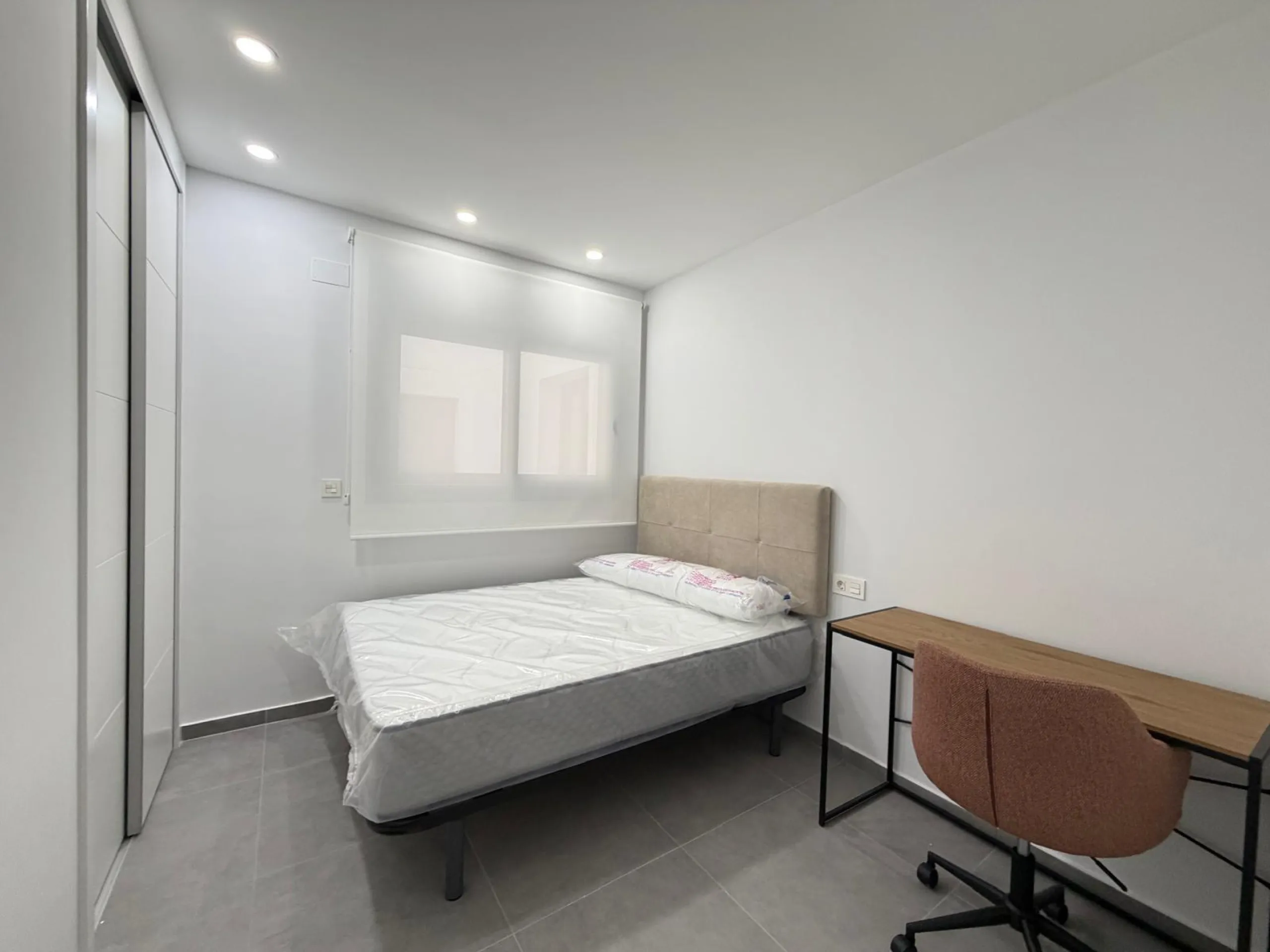 NEW APARTMENT IN THE RESIDENTIAL COMPLEX 'ALEGRIA 21' WITH INCLUDED GARAGE. 3 BEDROOMS. 2 BATHROOMS. 113 M2. POOL + SAUNA + BARBECUE.