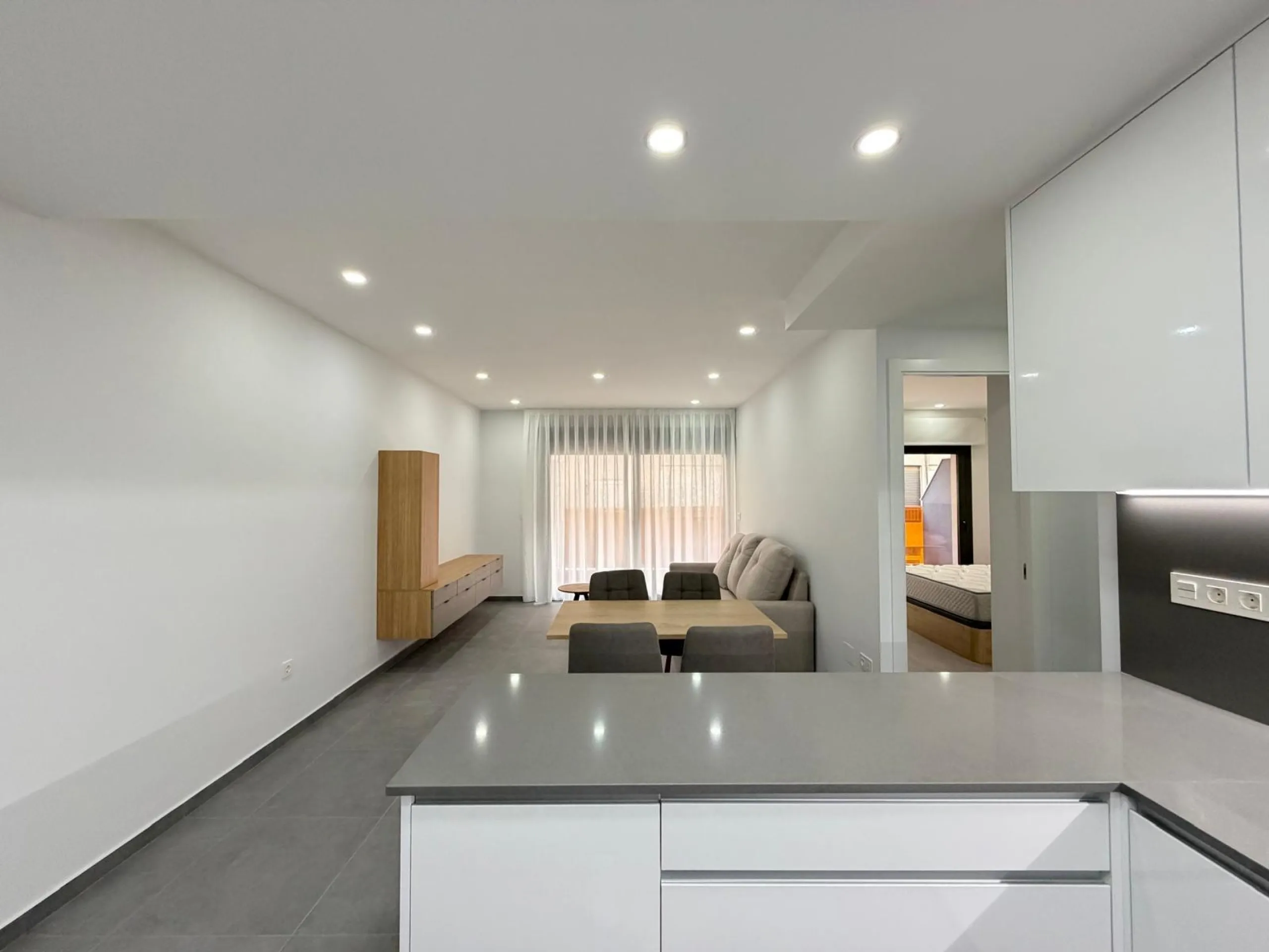 NEW APARTMENT IN THE RESIDENTIAL COMPLEX 'ALEGRIA 21' WITH INCLUDED GARAGE. 3 BEDROOMS. 2 BATHROOMS. 113 M2. POOL + SAUNA + BARBECUE.