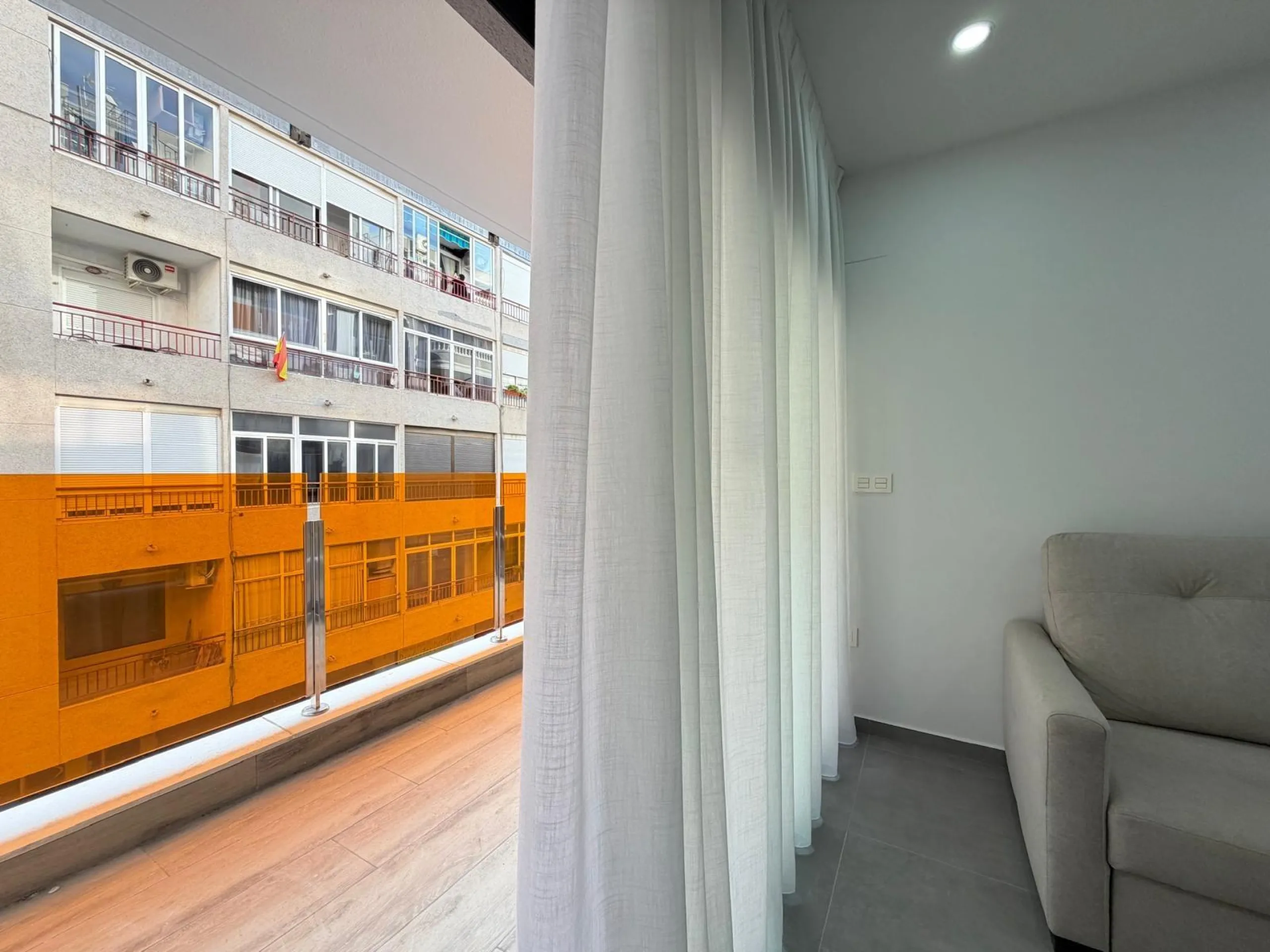 NEW APARTMENT IN THE RESIDENTIAL COMPLEX 'ALEGRIA 21' WITH INCLUDED GARAGE. 3 BEDROOMS. 2 BATHROOMS. 113 M2. POOL + SAUNA + BARBECUE.