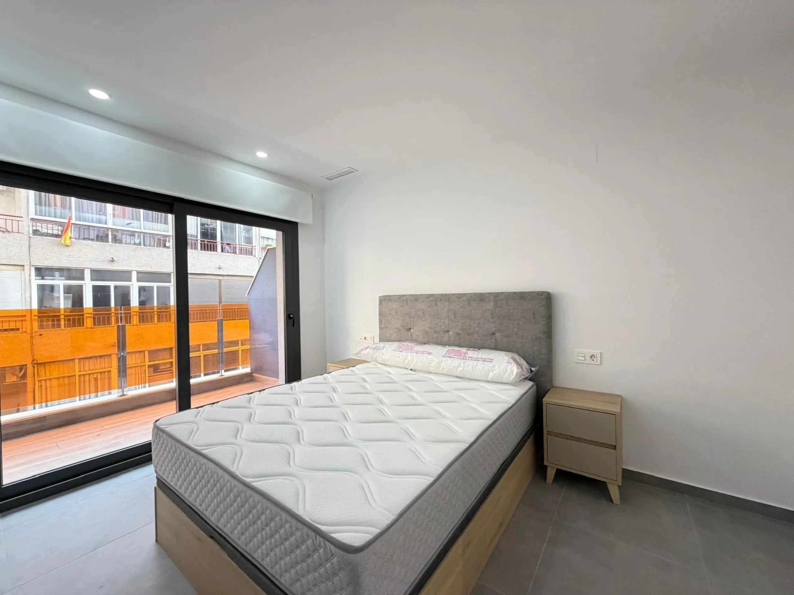NEW APARTMENT IN THE RESIDENTIAL COMPLEX 'ALEGRIA 21' WITH INCLUDED GARAGE. 3 BEDROOMS. 2 BATHROOMS. 113 M2. POOL + SAUNA + BARBECUE.