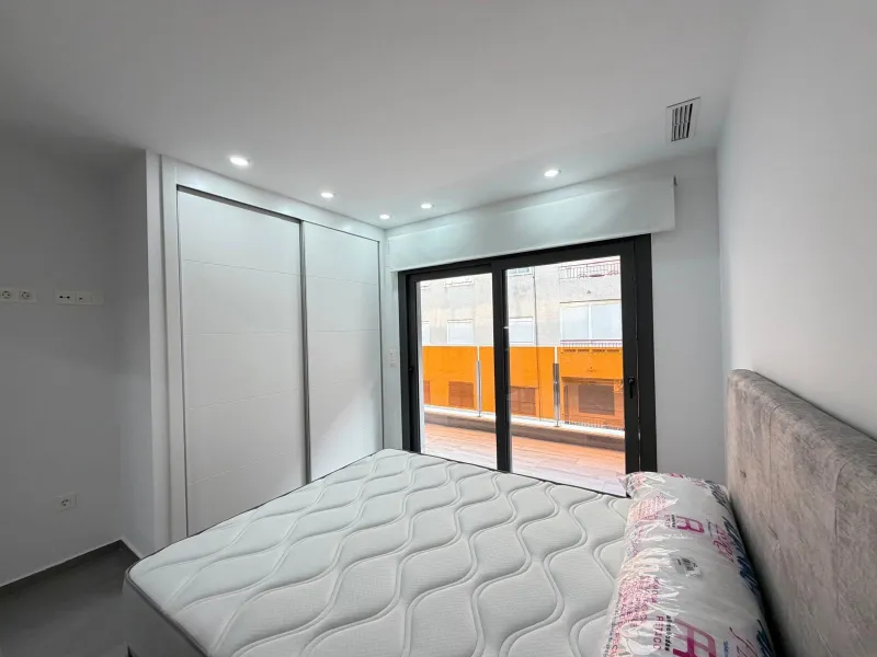 NEW APARTMENT IN THE RESIDENTIAL COMPLEX 'ALEGRIA 21' WITH INCLUDED GARAGE. 3 BEDROOMS. 2 BATHROOMS. 113 M2. POOL + SAUNA + BARBECUE.