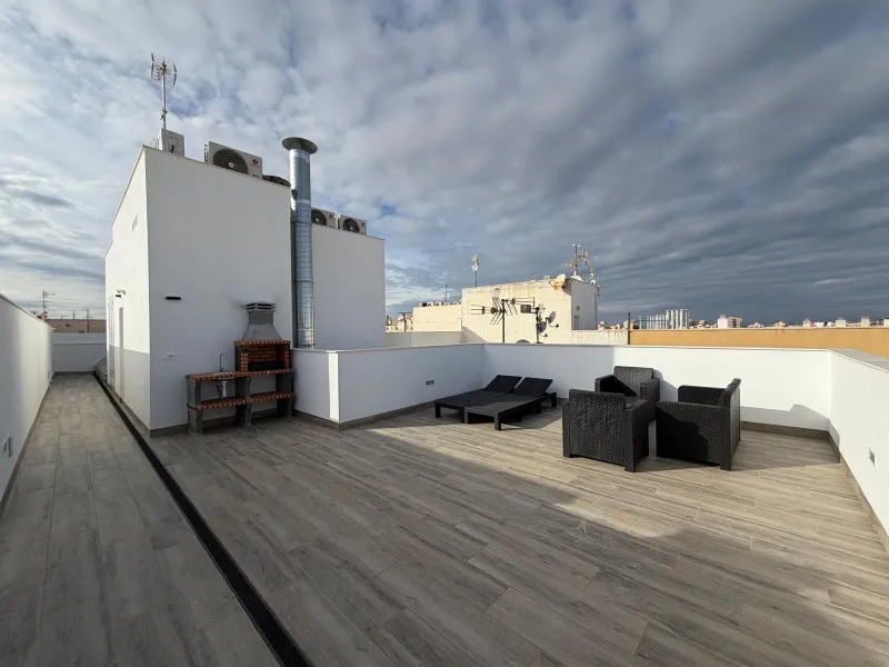 NEW APARTMENT IN THE RESIDENTIAL COMPLEX 'ALEGRIA 21' WITH INCLUDED GARAGE. 3 BEDROOMS. 2 BATHROOMS. 113 M2. POOL + SAUNA + BARBECUE.