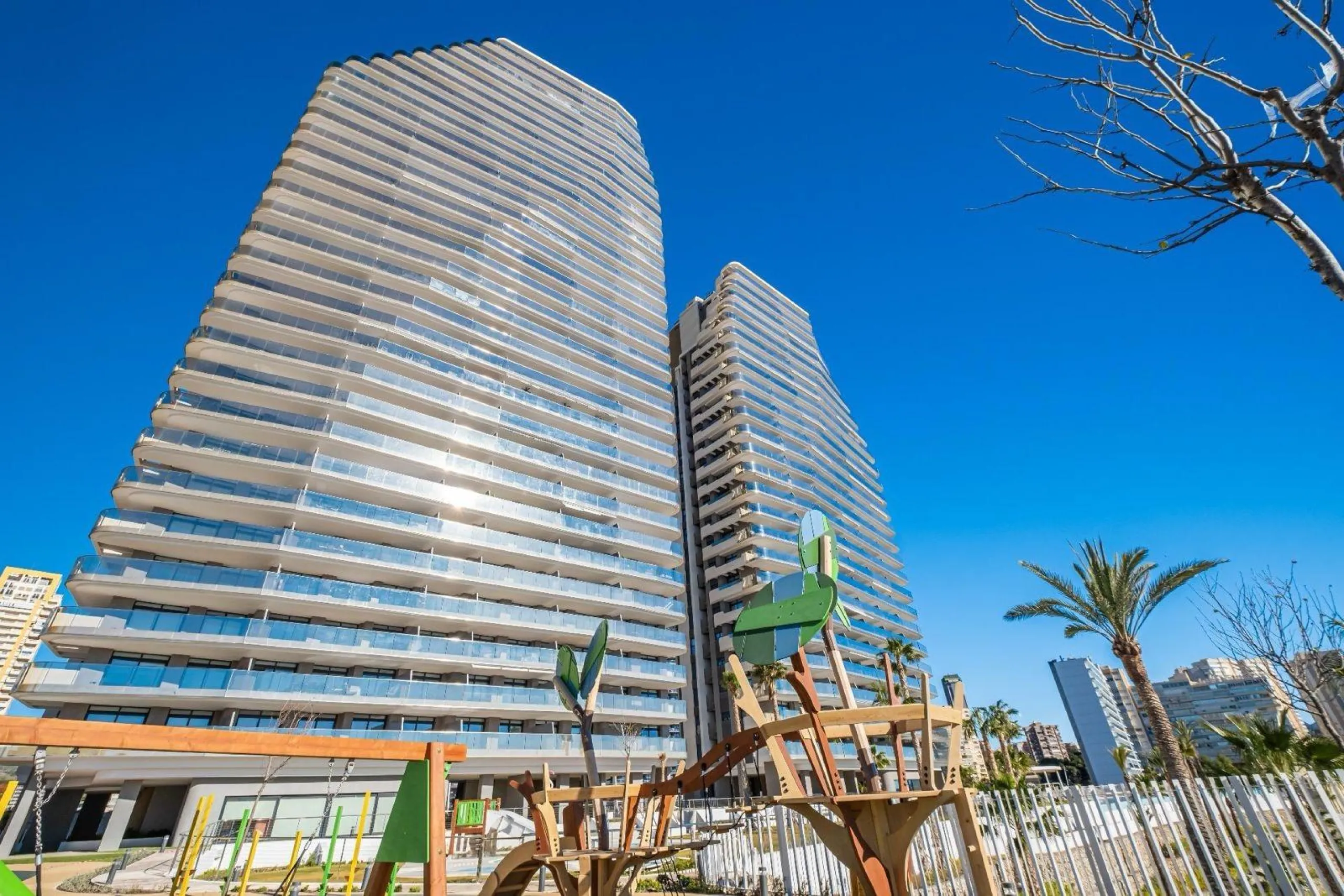 APARTAMENTO EN SUNSET CLIFFS · PLAYA DE PONIENTE · BENIDORM 🌅🌊