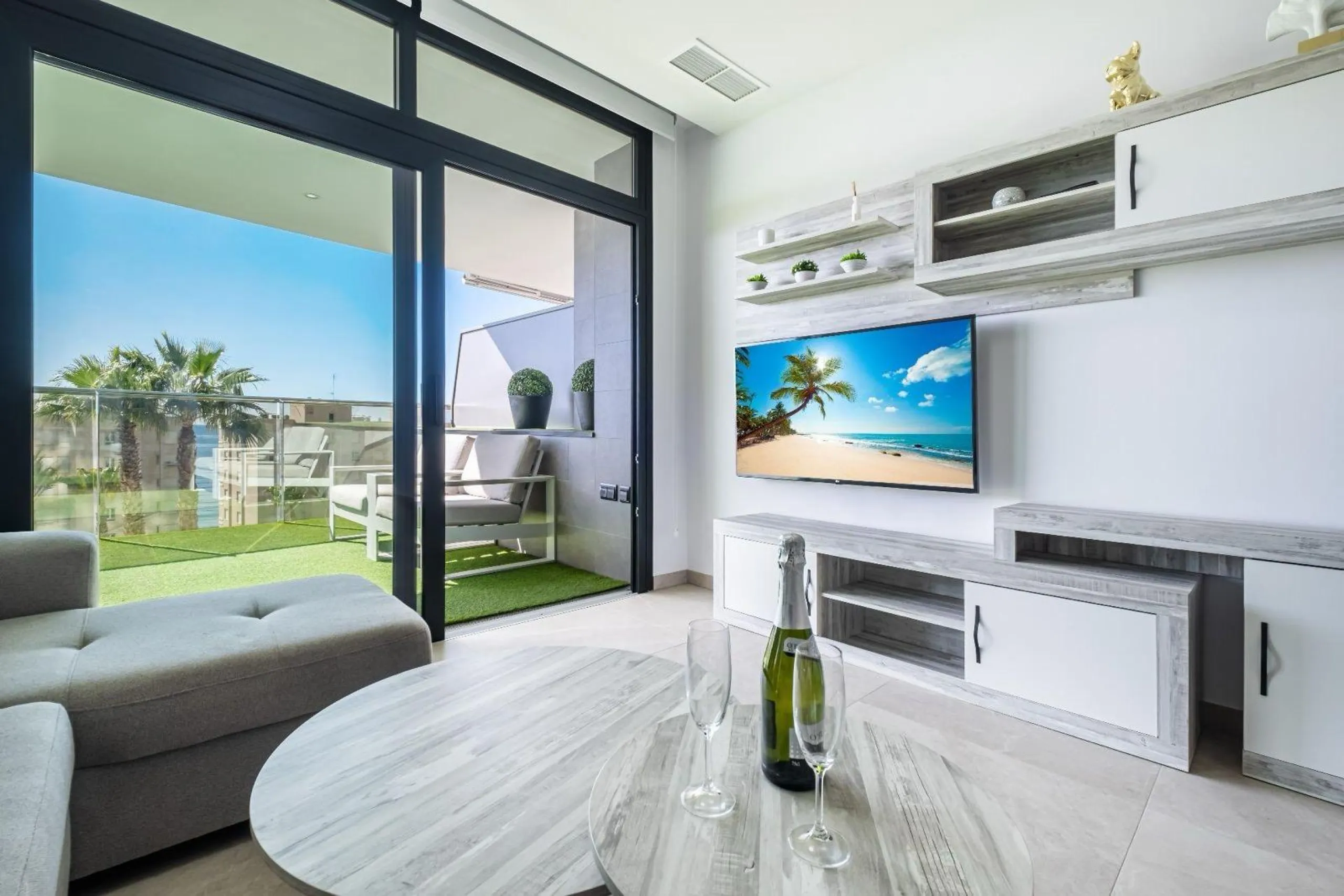 APARTAMENTO EN SUNSET CLIFFS · PLAYA DE PONIENTE · BENIDORM 🌅🌊