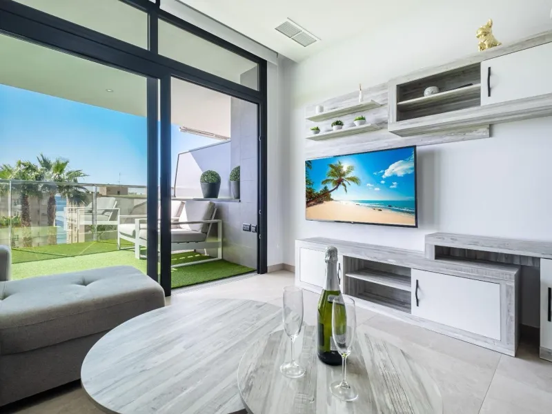APARTAMENTO EN SUNSET CLIFFS · PLAYA DE PONIENTE · BENIDORM 🌅🌊