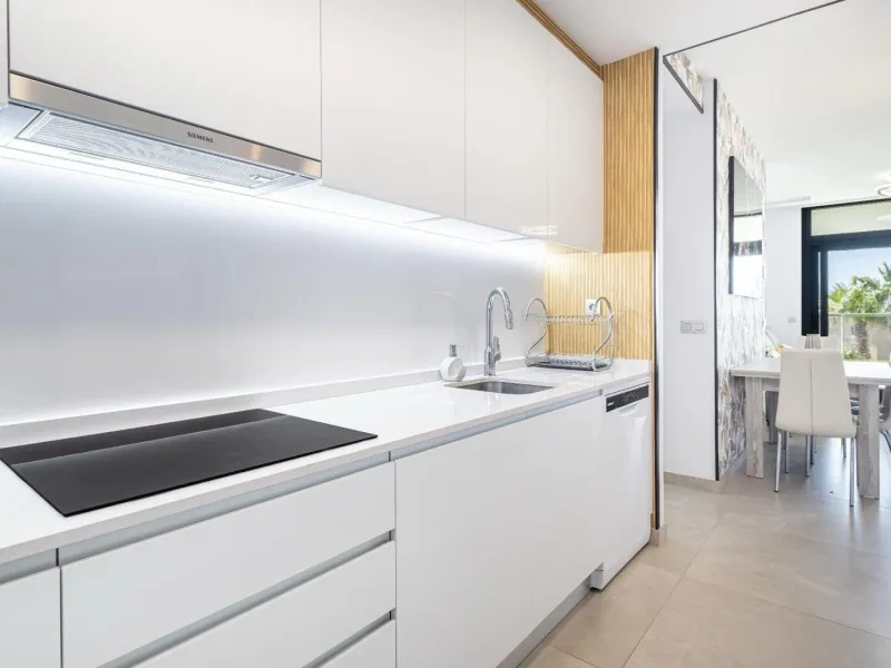 APARTAMENTO EN SUNSET CLIFFS · PLAYA DE PONIENTE · BENIDORM 🌅🌊